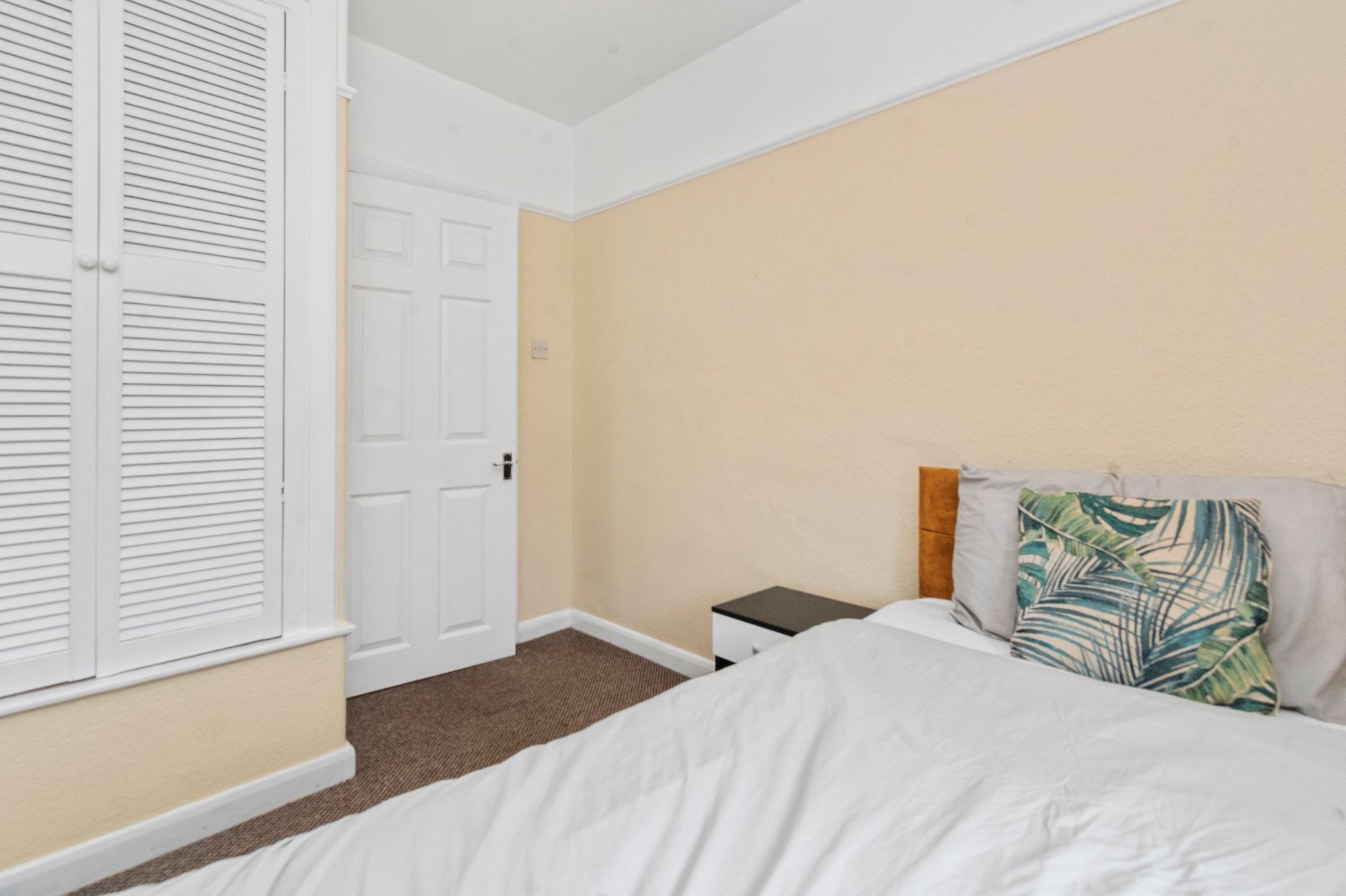 Morris Avenue, Warrington