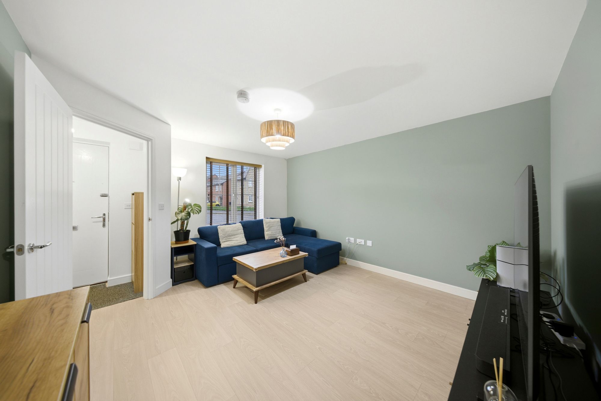 Juliett Grove, Great Sankey, WA5