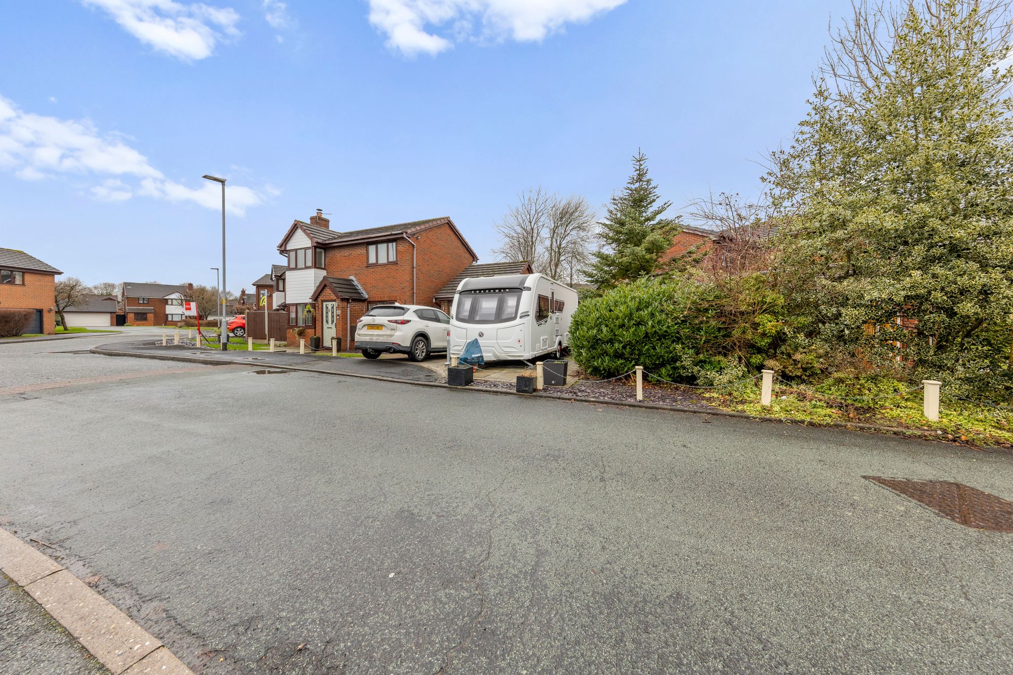 Raleigh Close, Old Hall, WA5