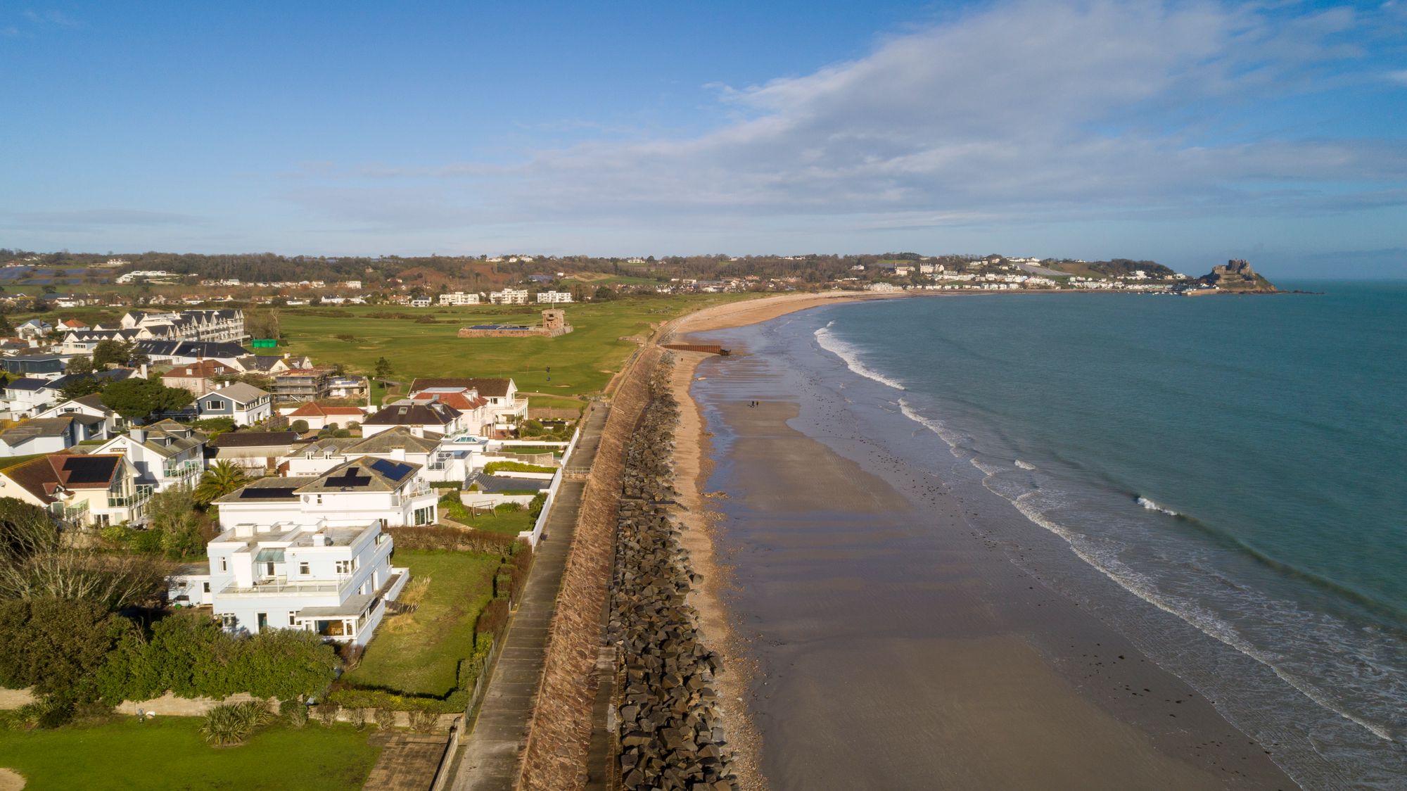 5 bed Detached House For Sale in Grouville, Jersey