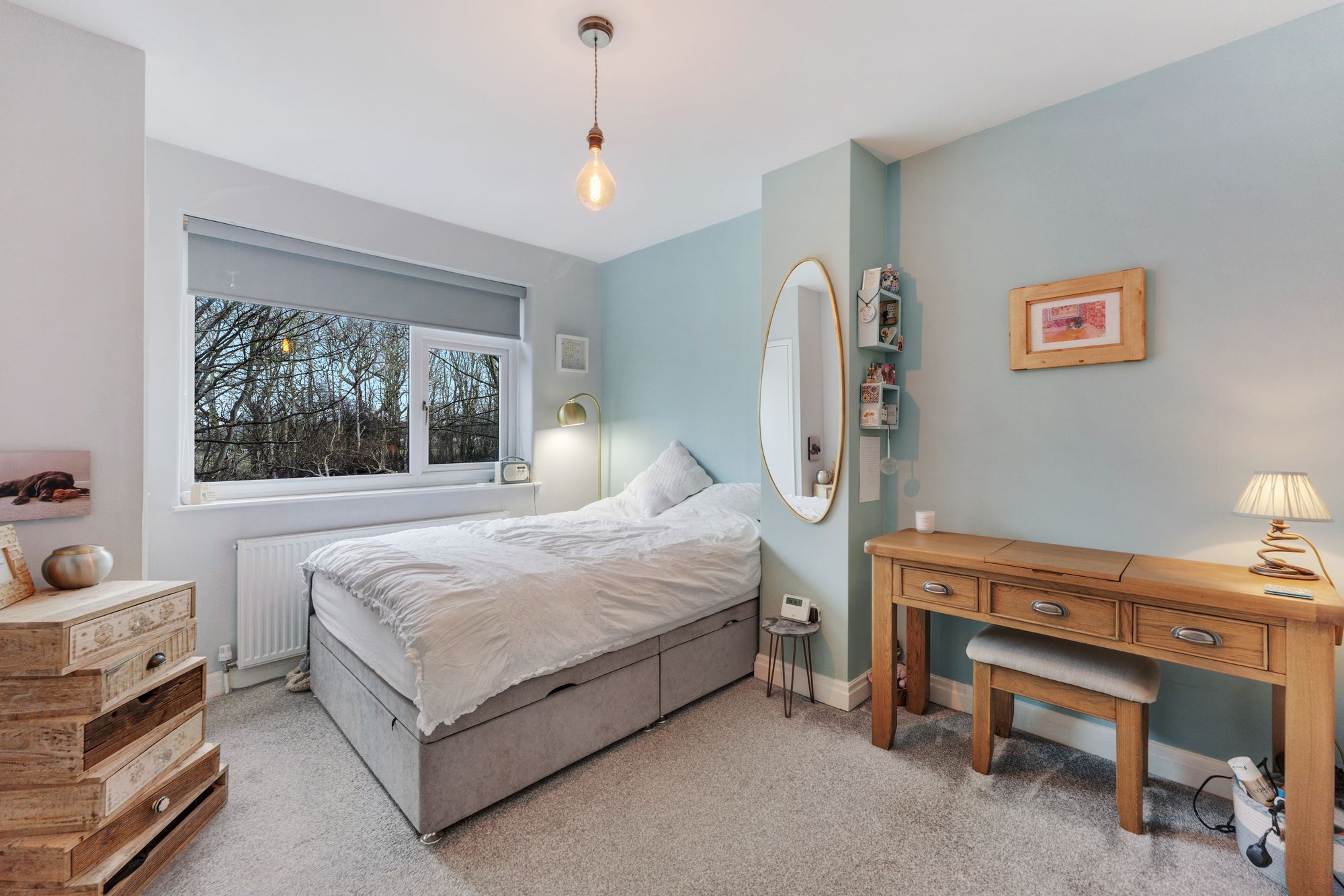 Manchester Road, Leigh, WN7