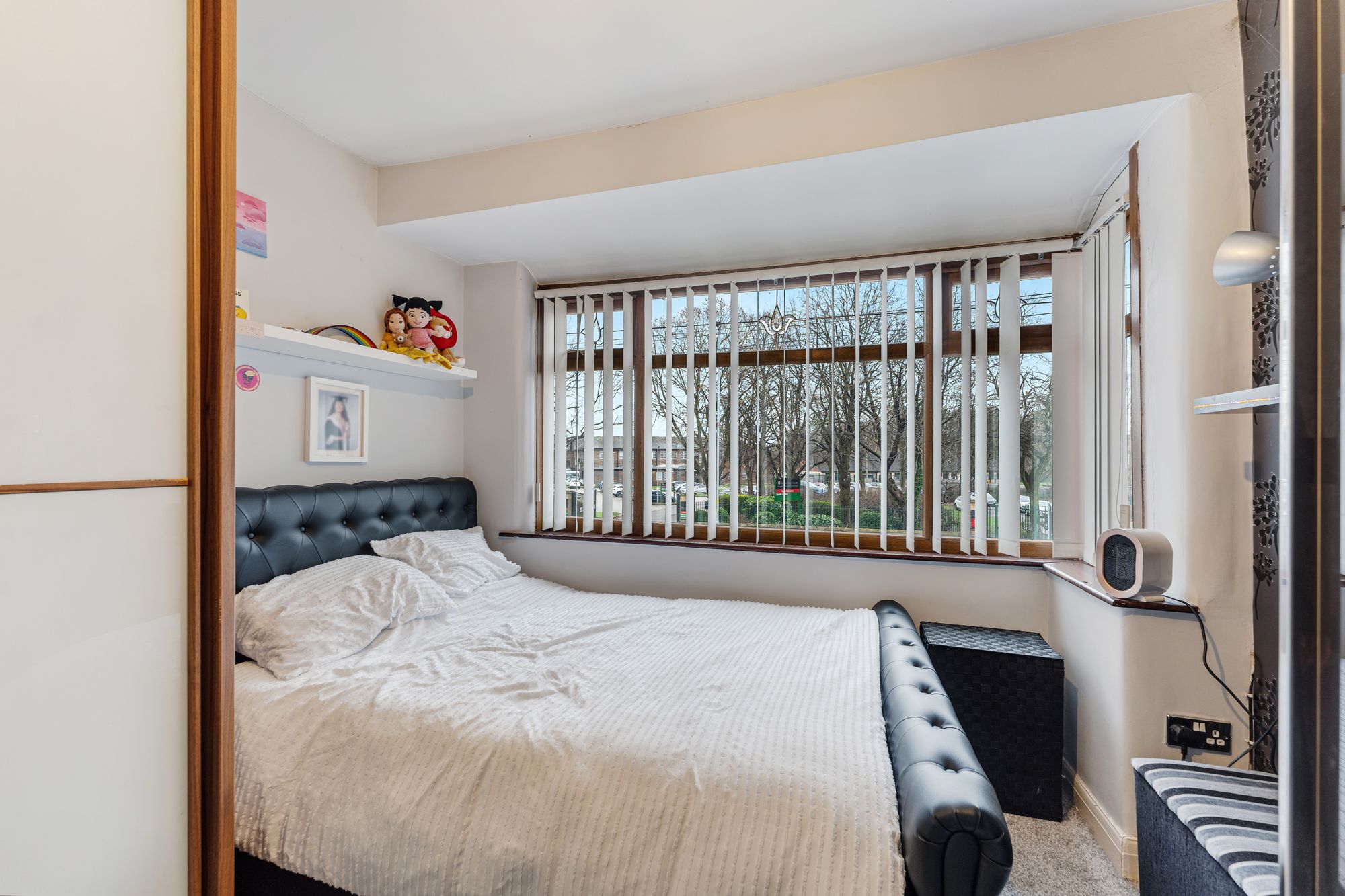 Manchester Road, Leigh, WN7