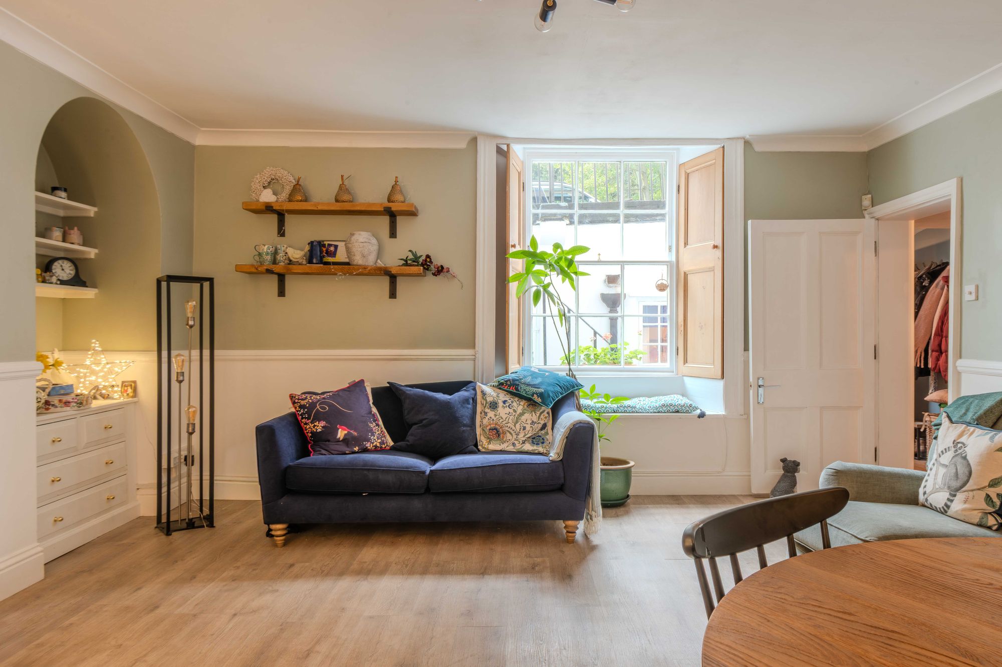 Caledonia Place, Bristol, BS8