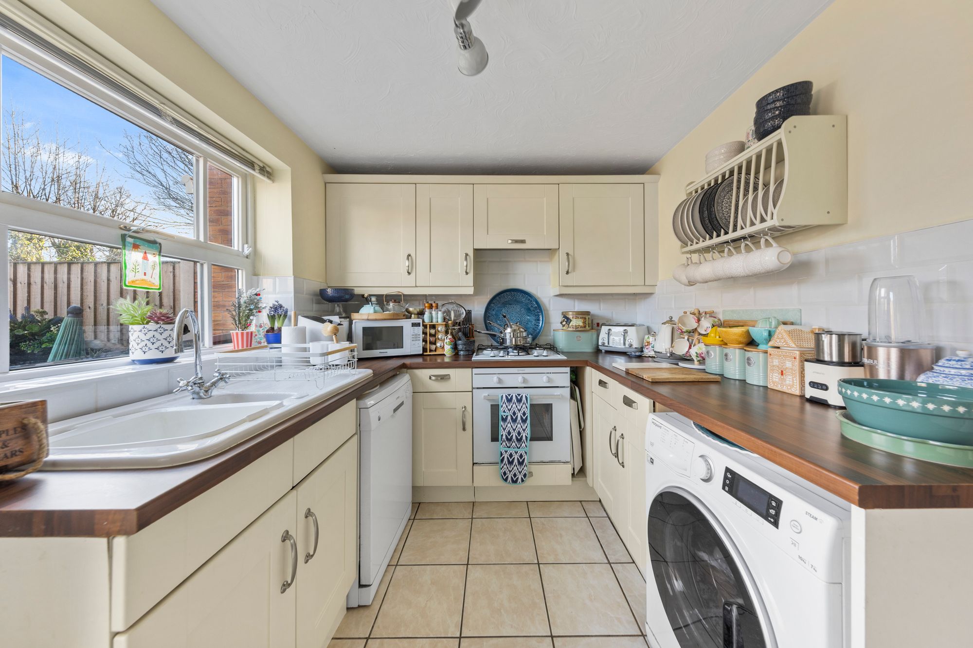 Elmsett Close, Warrington