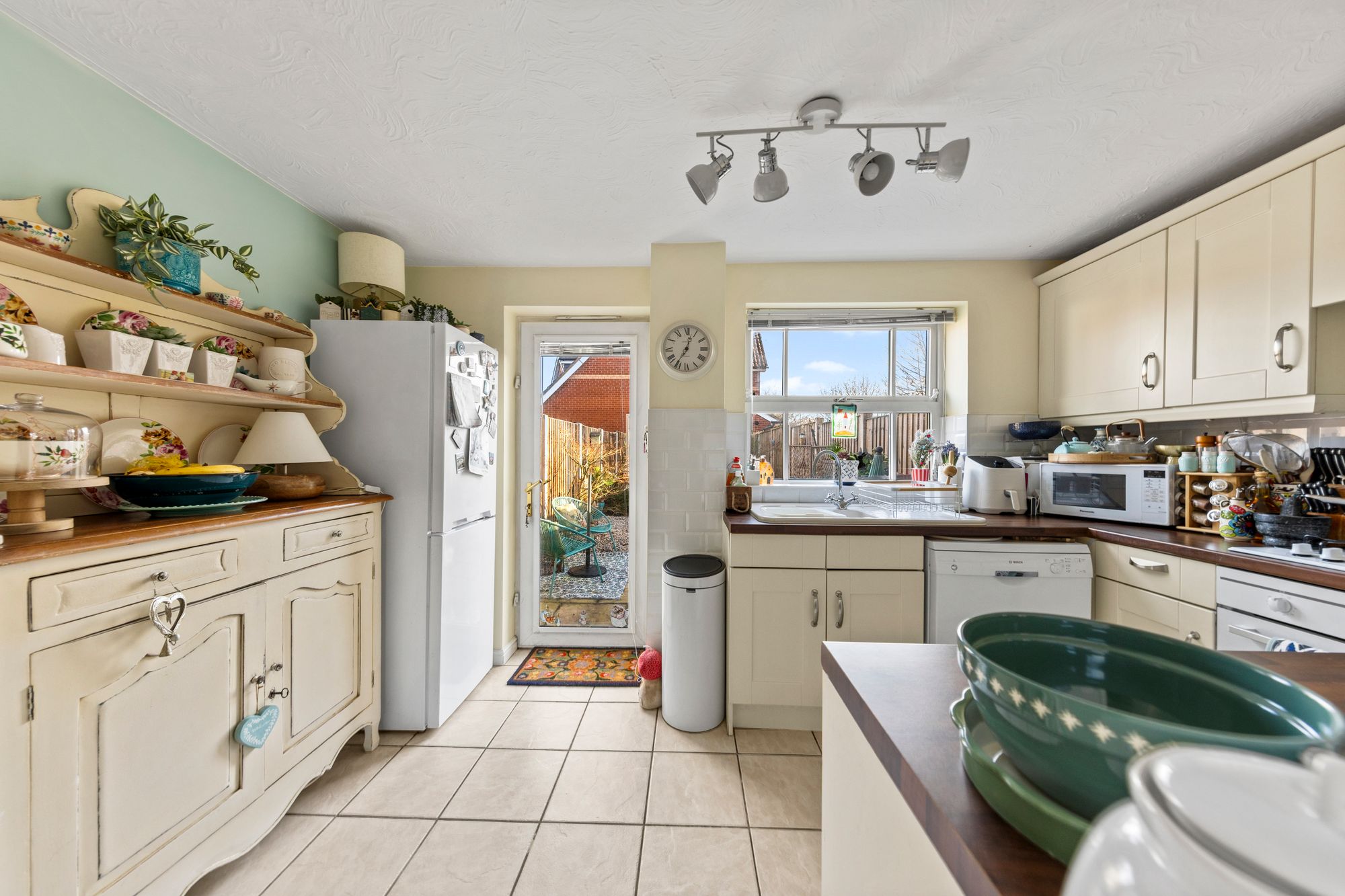 Elmsett Close, Warrington