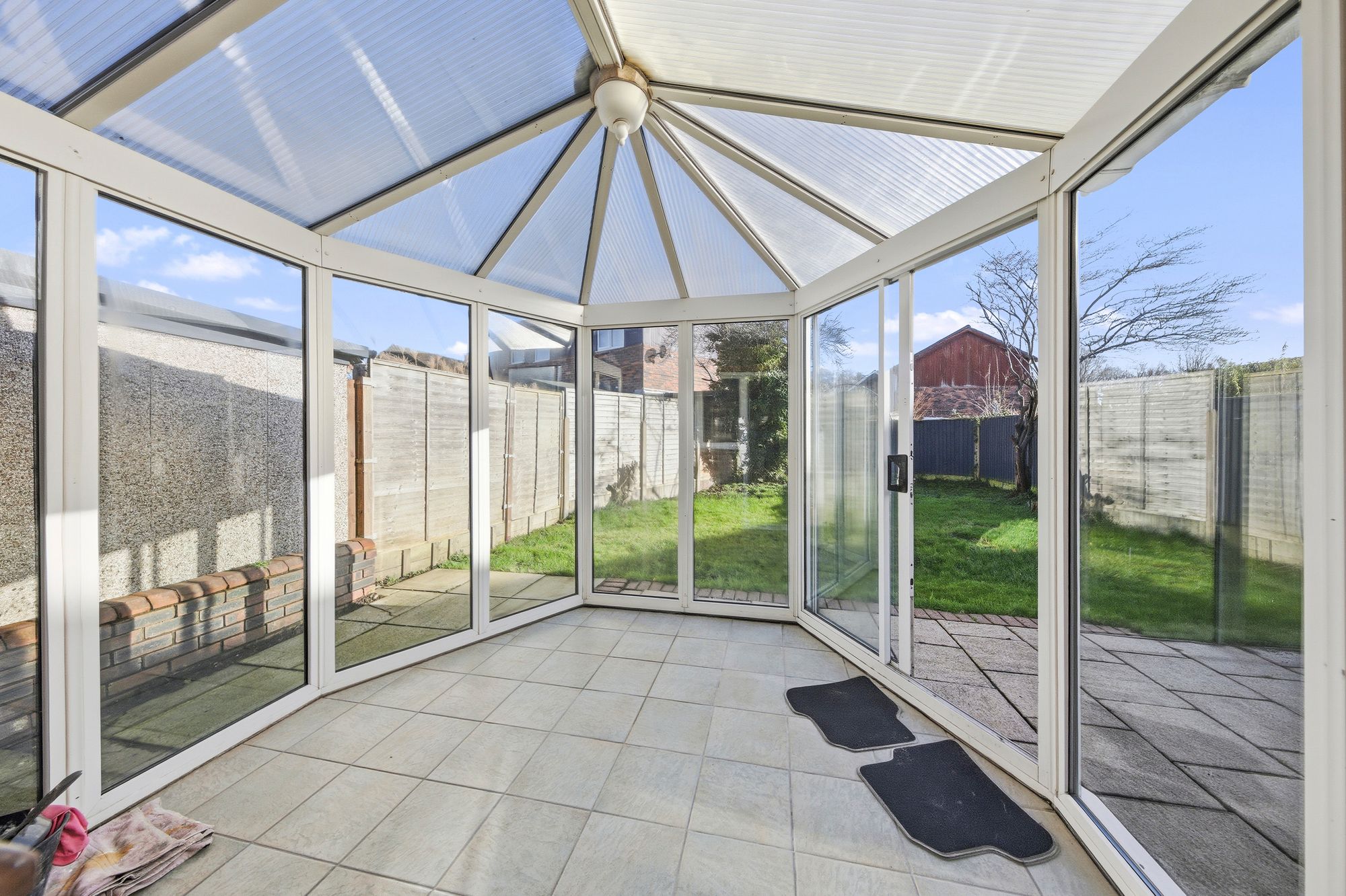 Granston Close, Callands, WA5