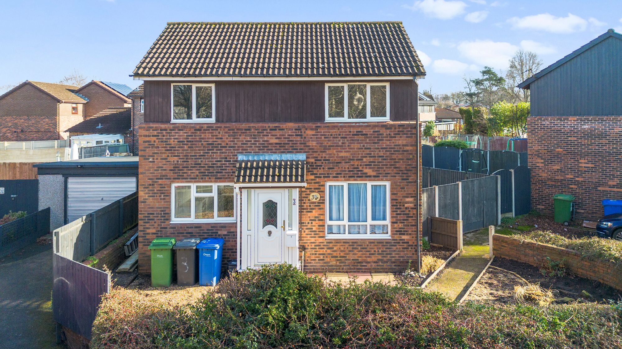 Granston Close, Callands, WA5