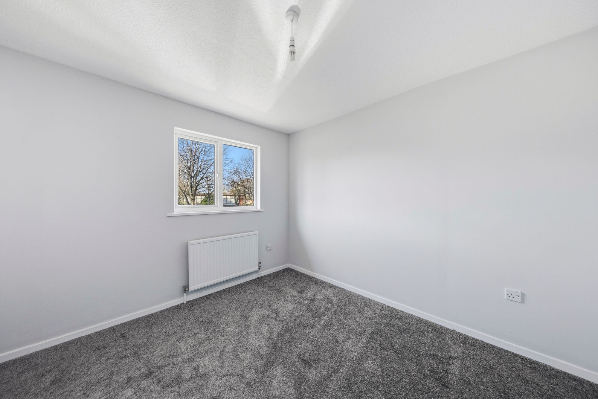 Granston Close, Callands, WA5