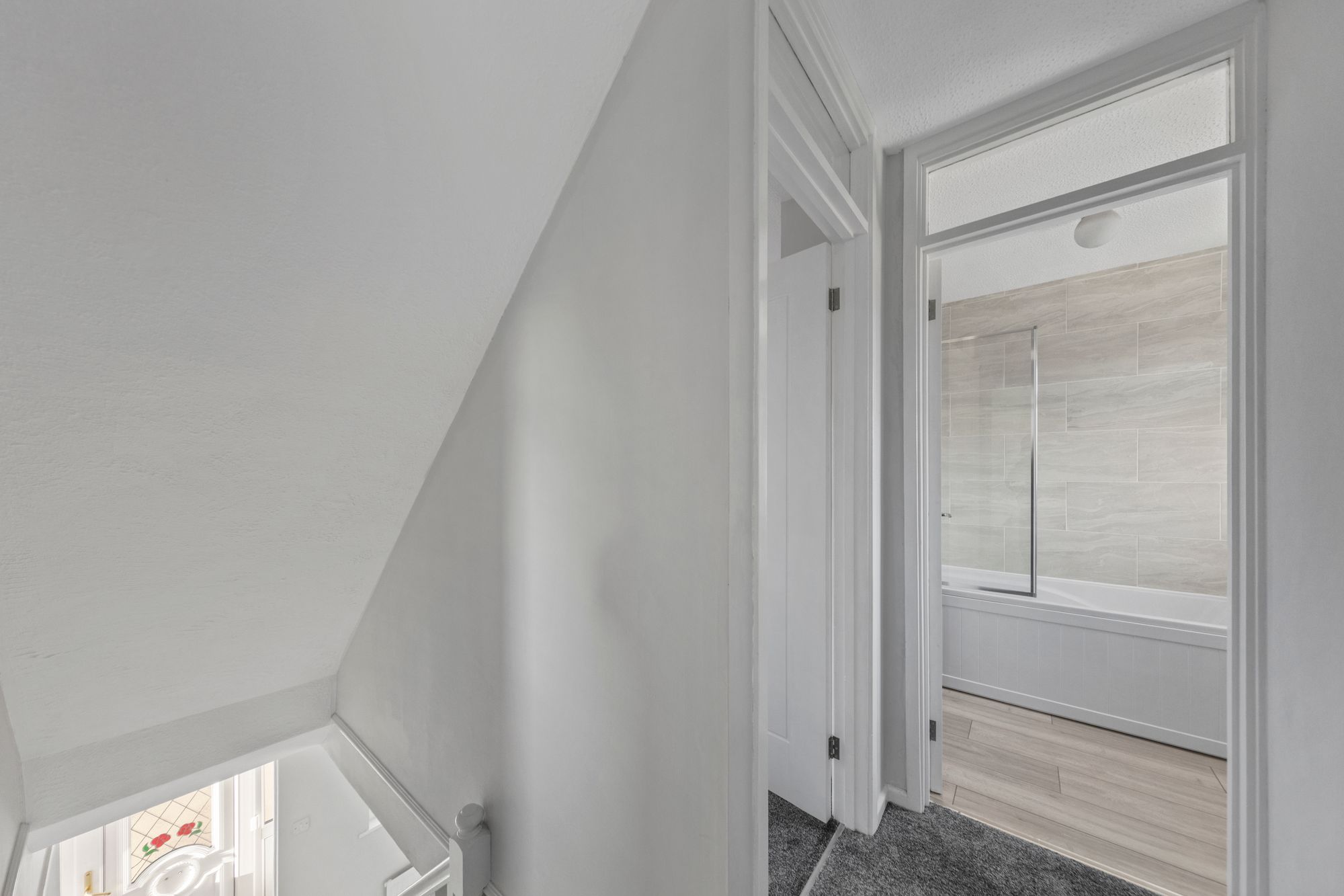 Granston Close, Callands, WA5