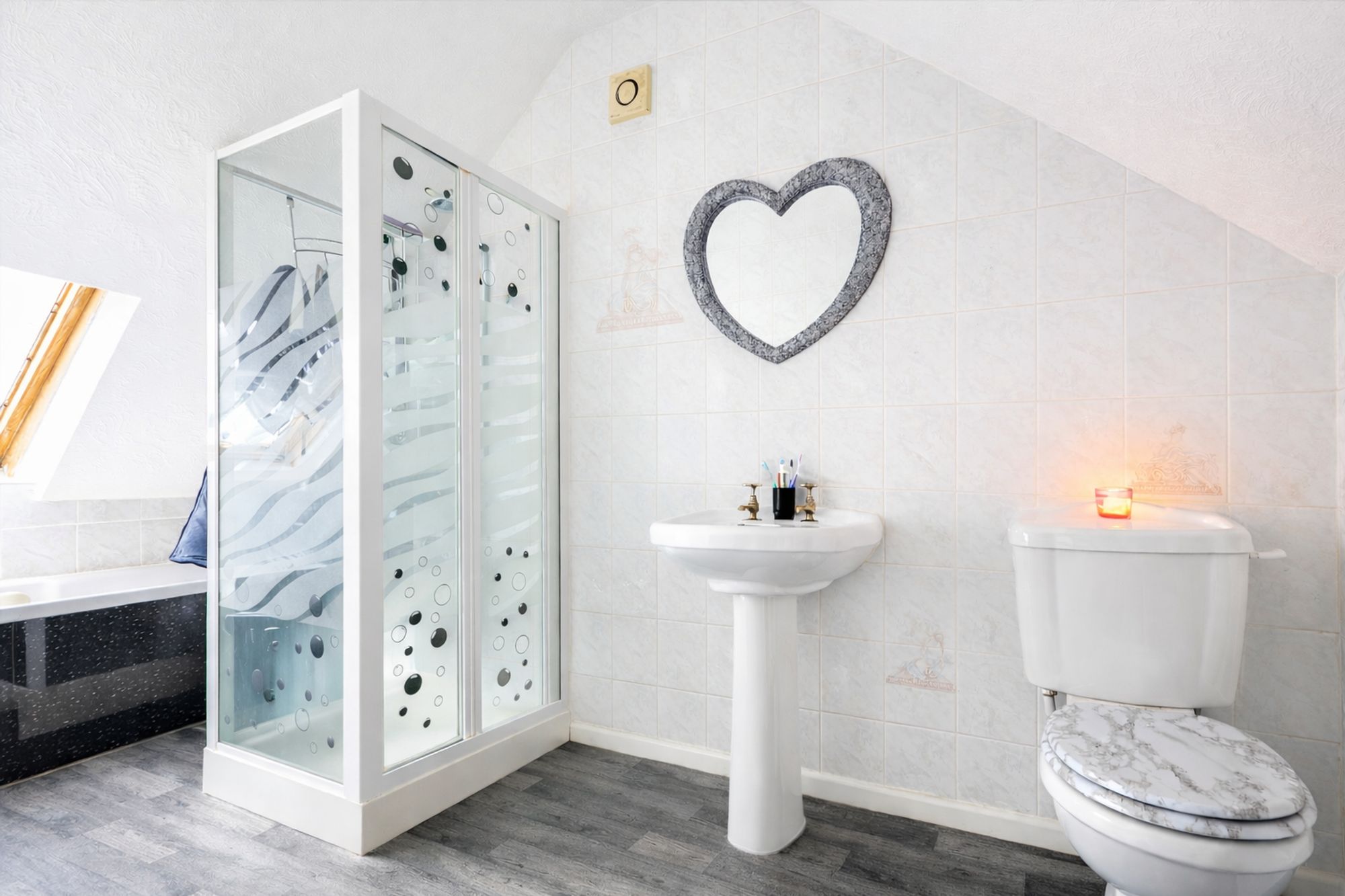 546c5fdf-88d7-4d44-86f3-f1db728eef9d