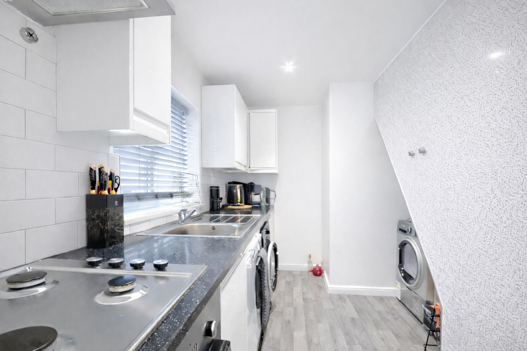 516da277-9f09-4d6a-9084-62081b8ba94fnew