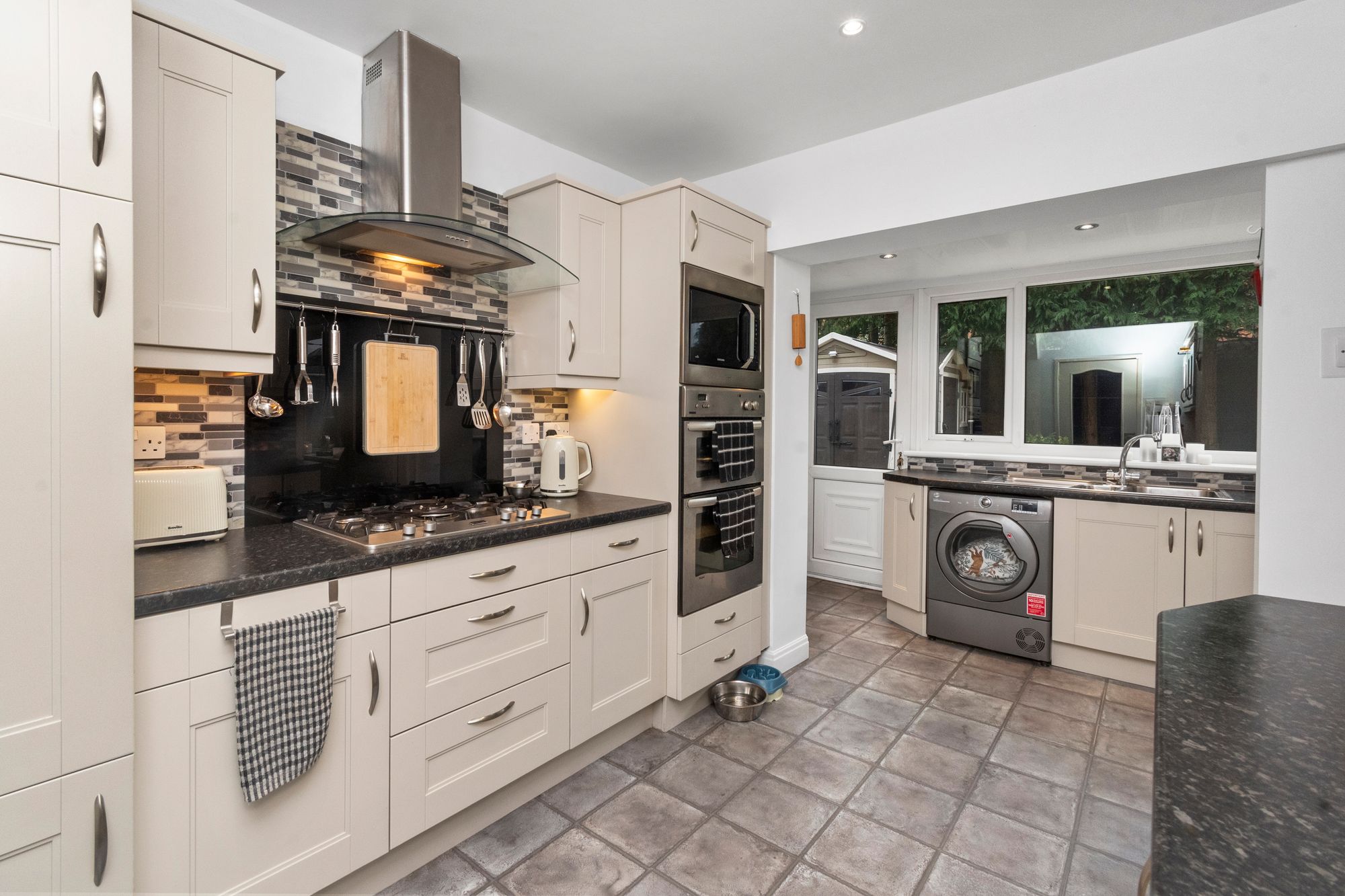 Prescot Road, St. Helens, WA10