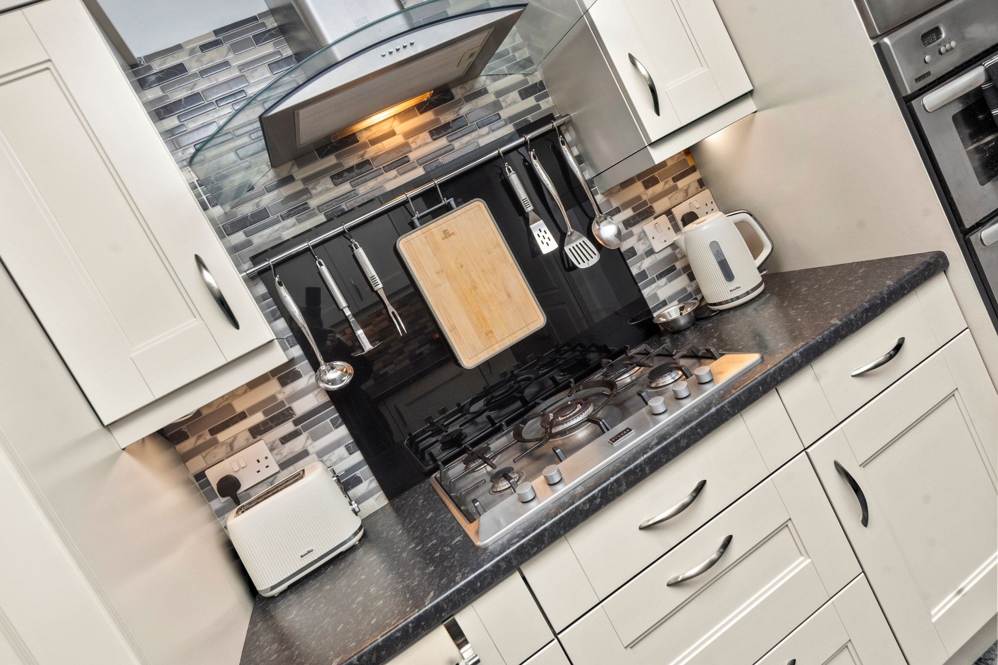 Prescot Road, St. Helens, WA10