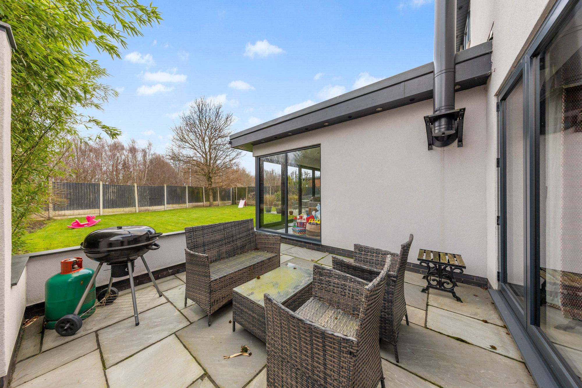 Newlyn Gardens, Warrington