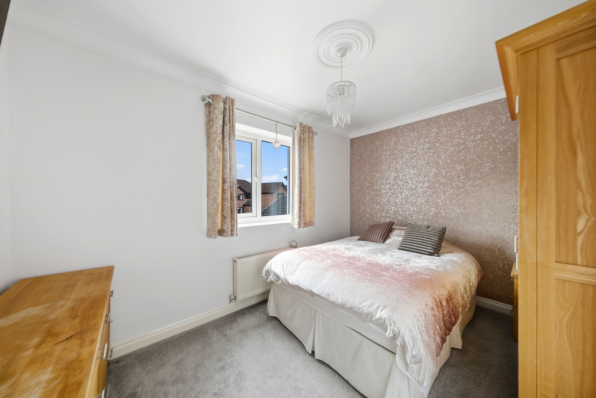 Newlyn Gardens, Warrington