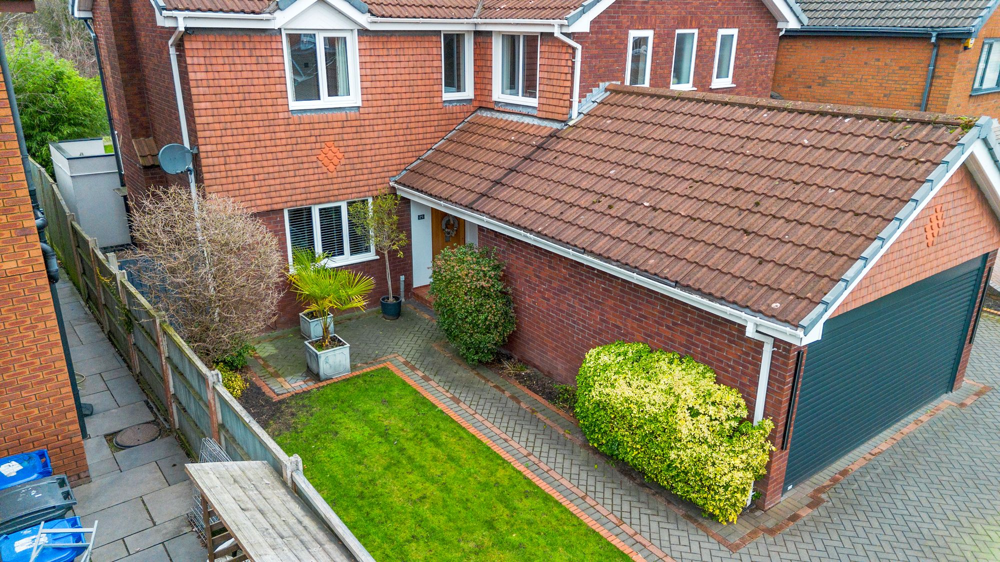 Newlyn Gardens, Warrington