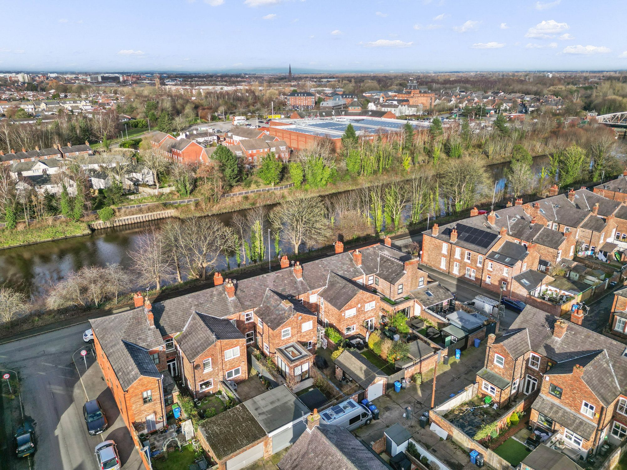 Ellesmere Road, Stockton Heath, WA4