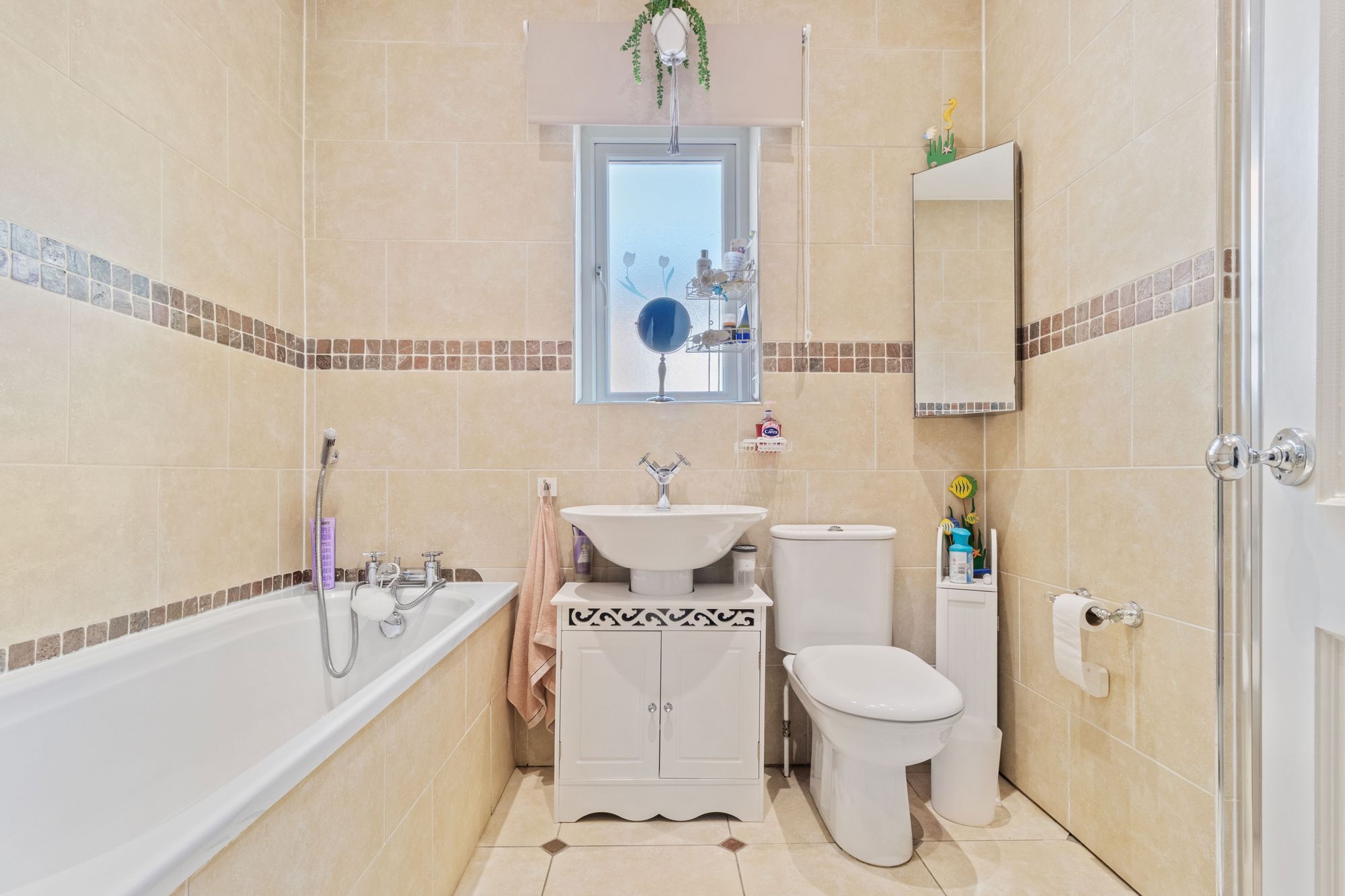 Ellesmere Road, Stockton Heath, WA4