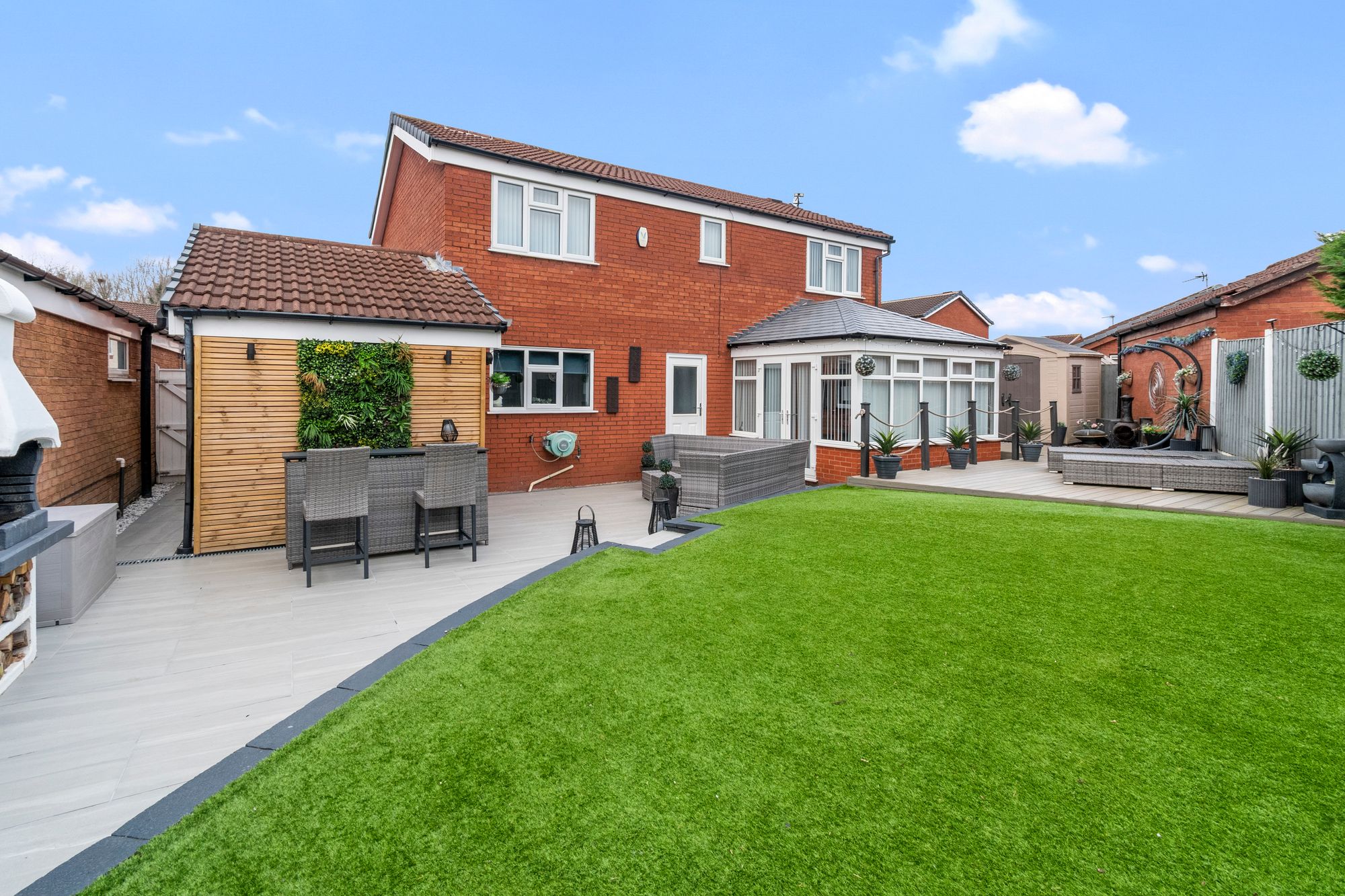 Gairloch Close, Fearnhead, WA2