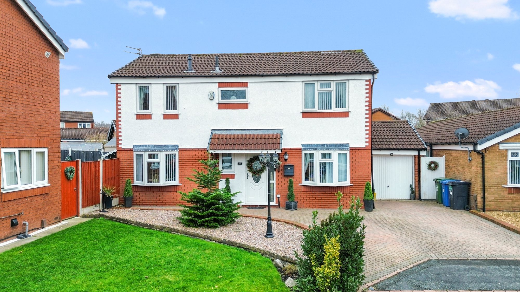 Gairloch Close, Fearnhead, WA2