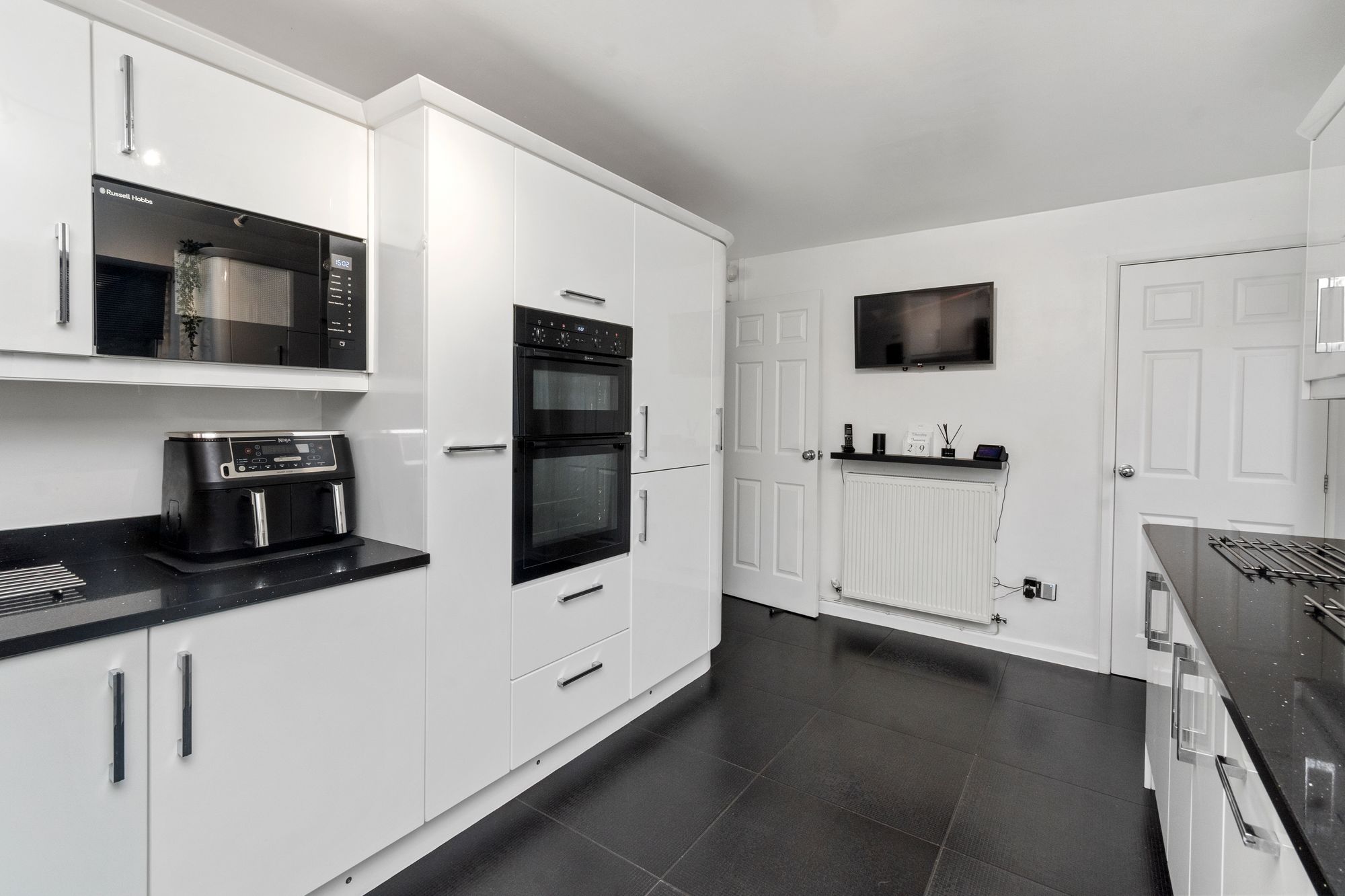 Gairloch Close, Fearnhead, WA2