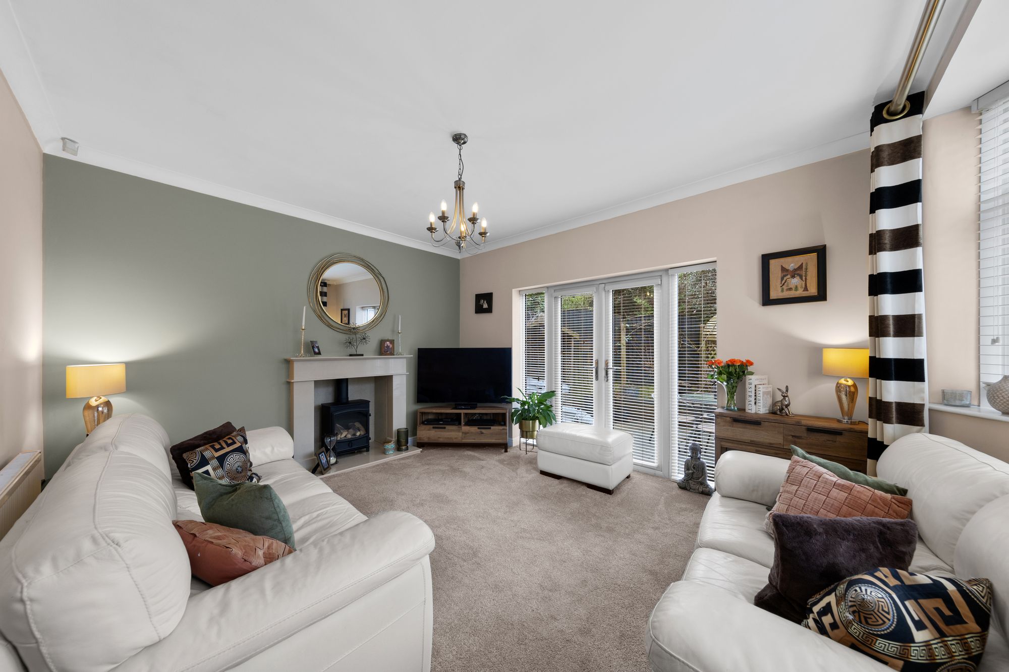 Worsley Road, Walton, WA4