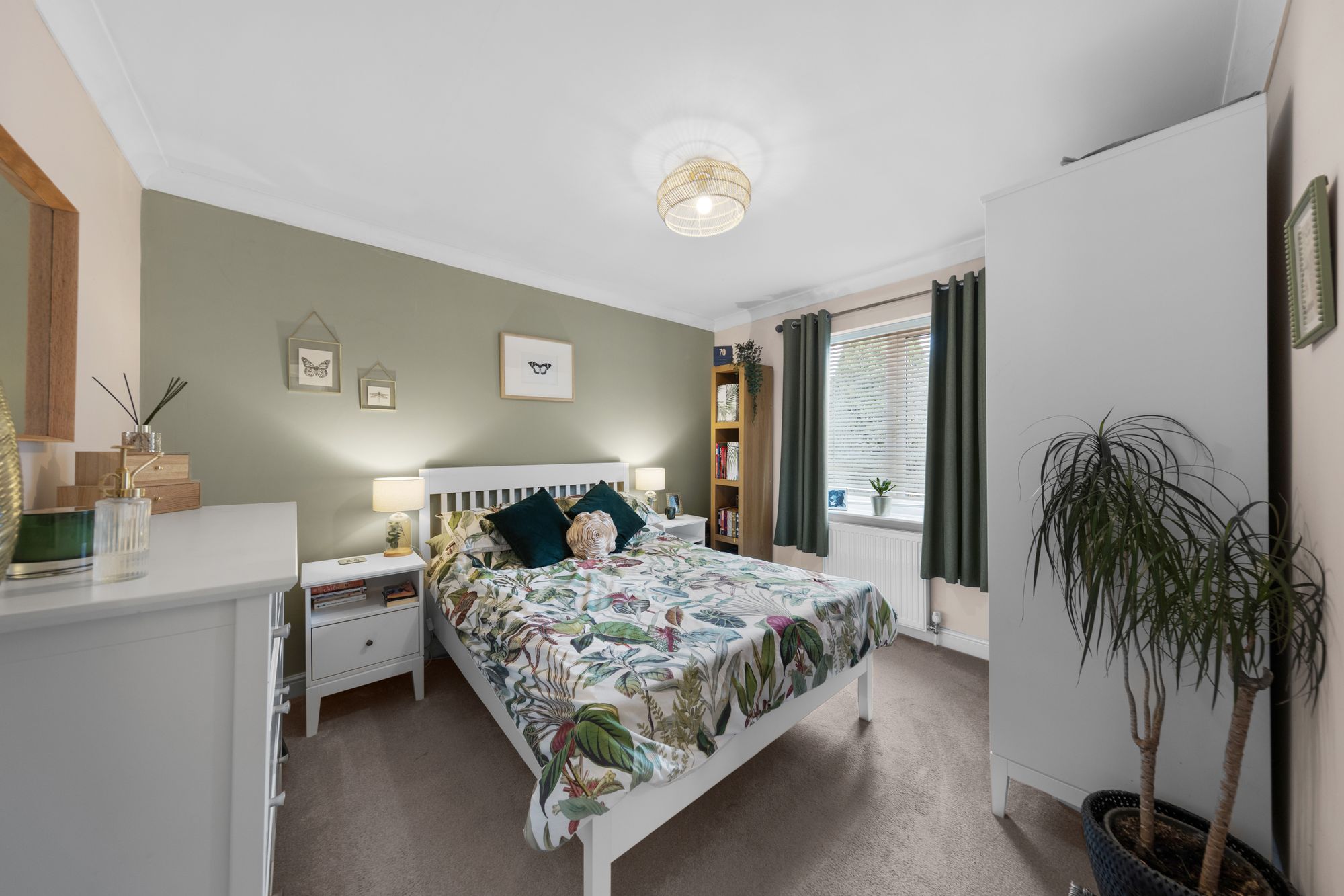 Worsley Road, Walton, WA4