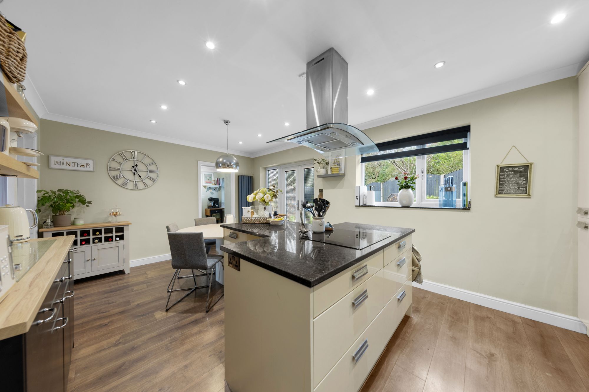 Worsley Road, Walton, WA4