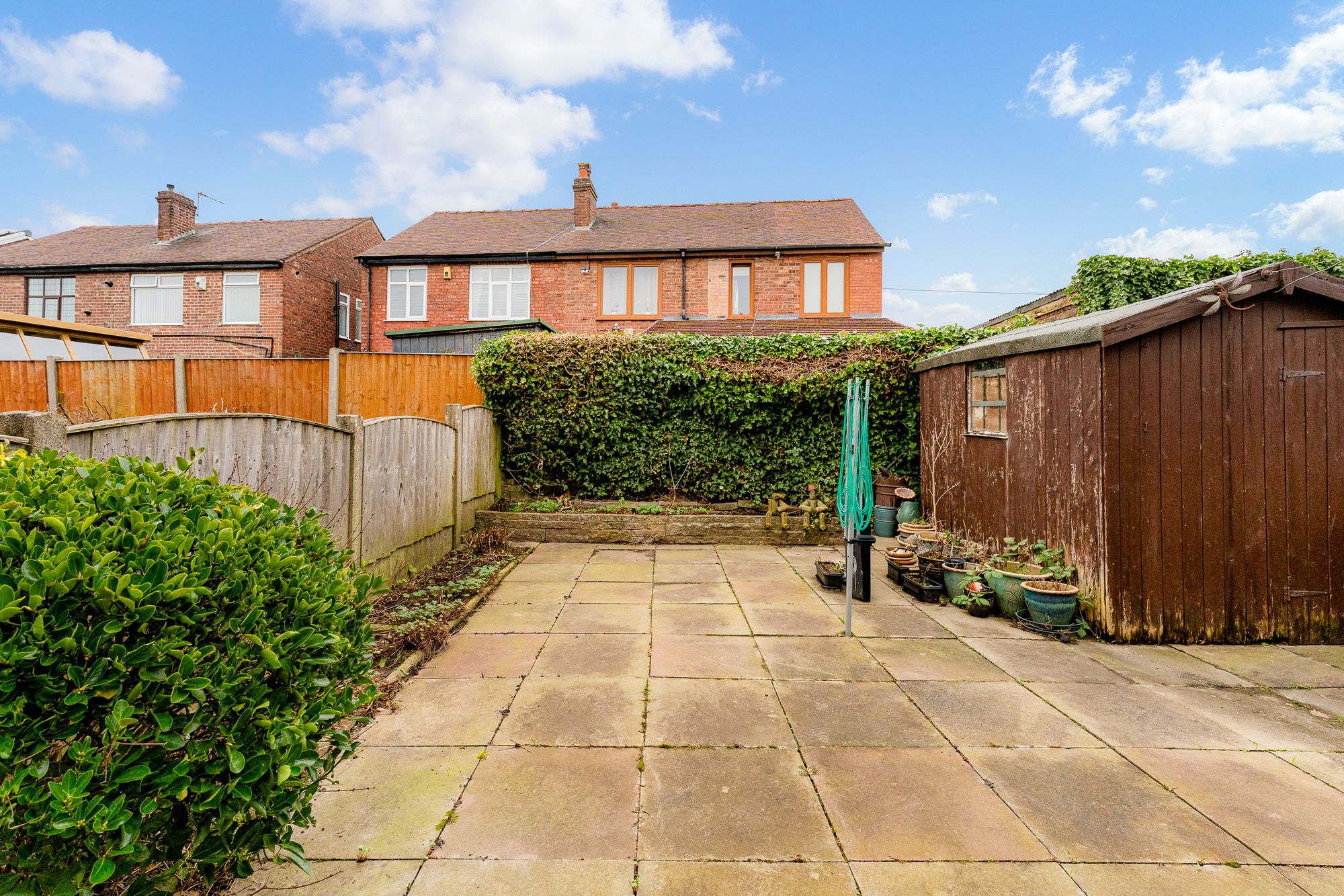 Newall Grove, Leigh, WN7