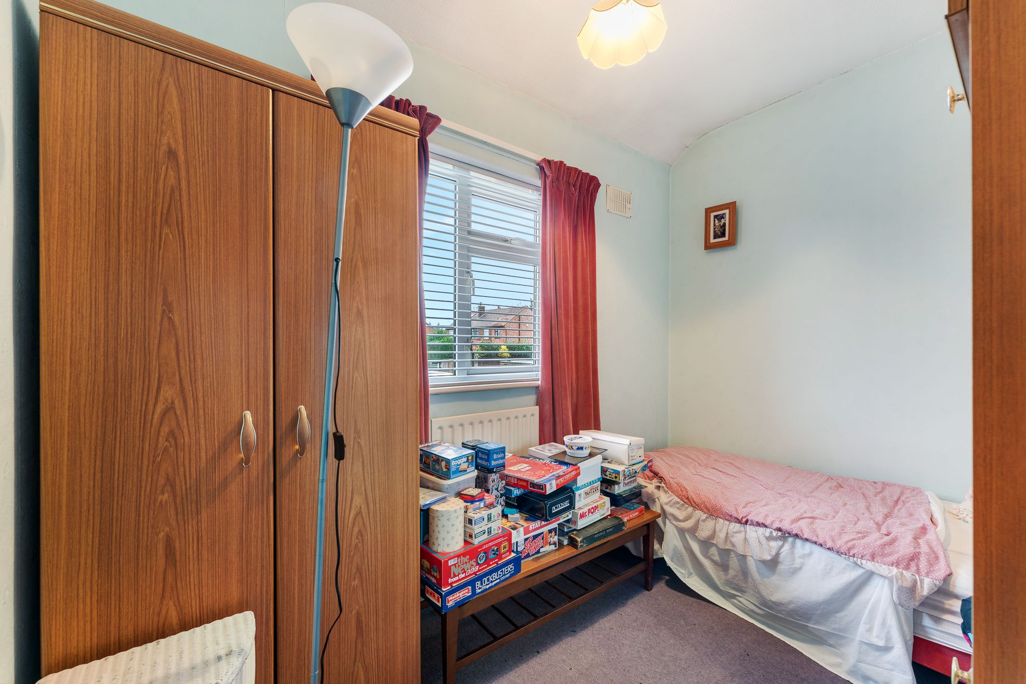 Newall Grove, Leigh, WN7