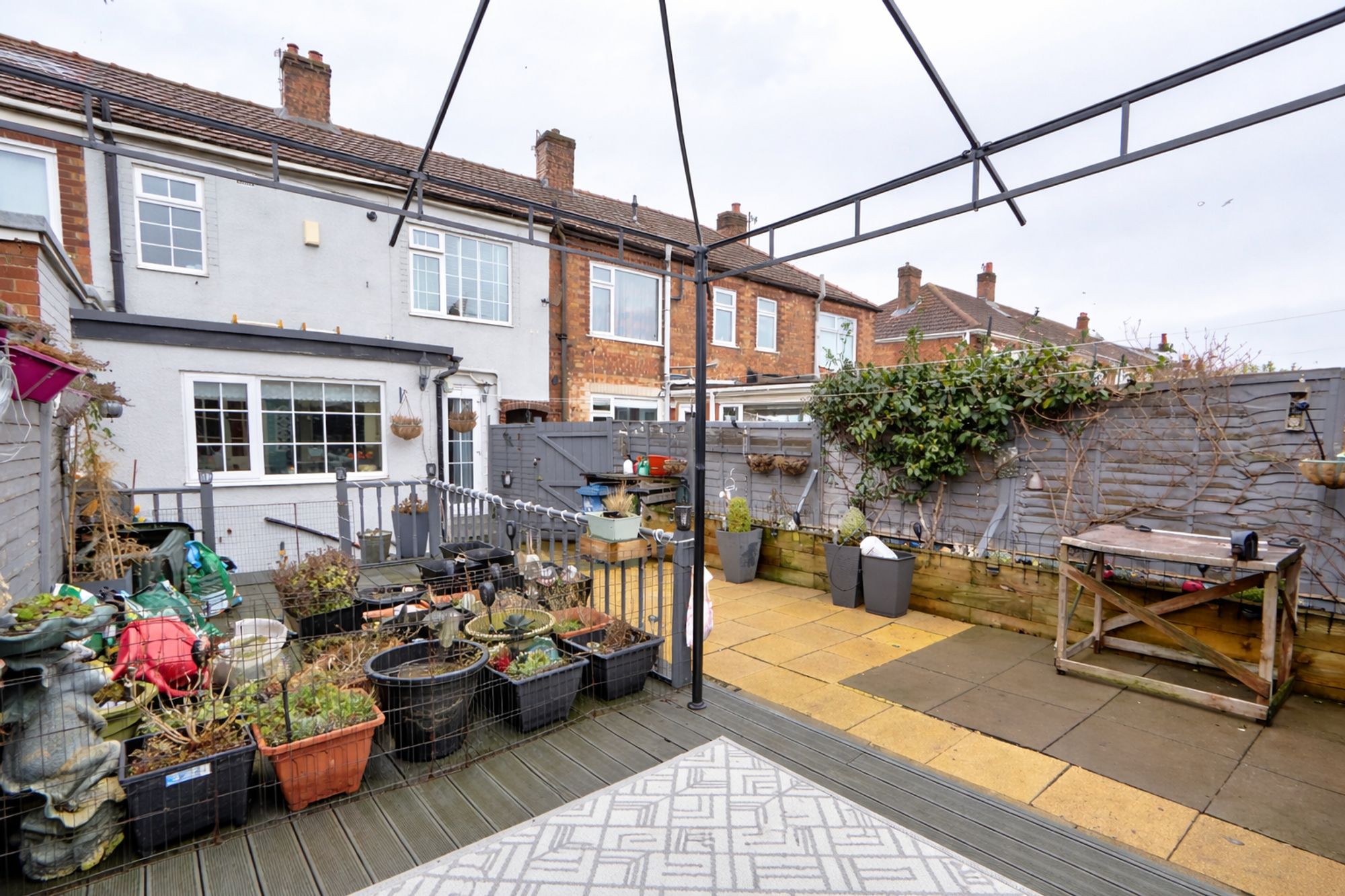 2a2801df-d523-4c12-b18b-34ea21831536