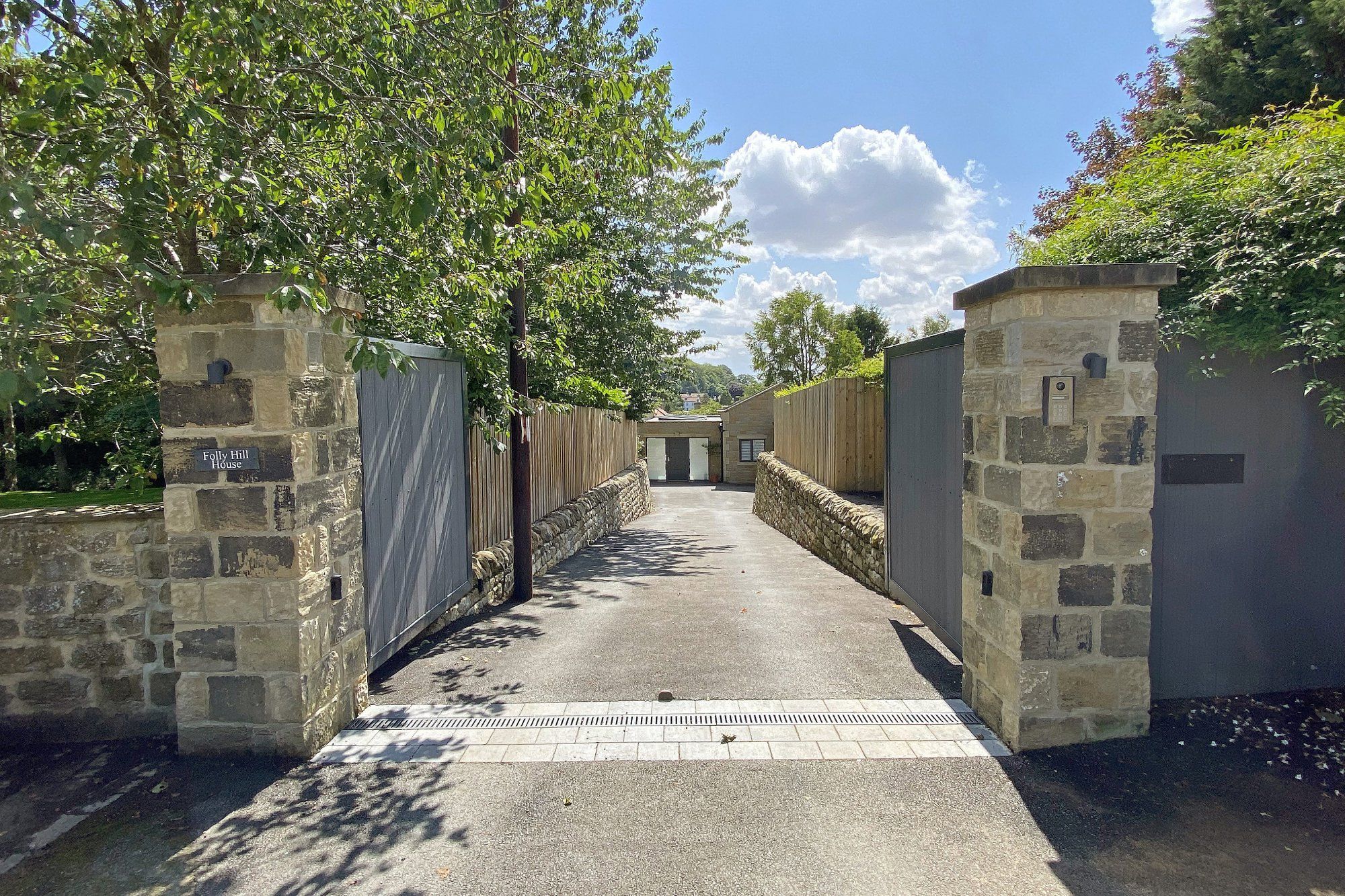 Shaw Lane, Farnham, HG5