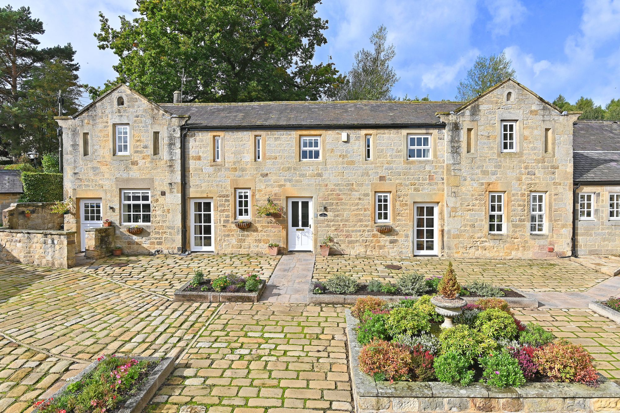 Home Farm Square, Birstwith, HG3