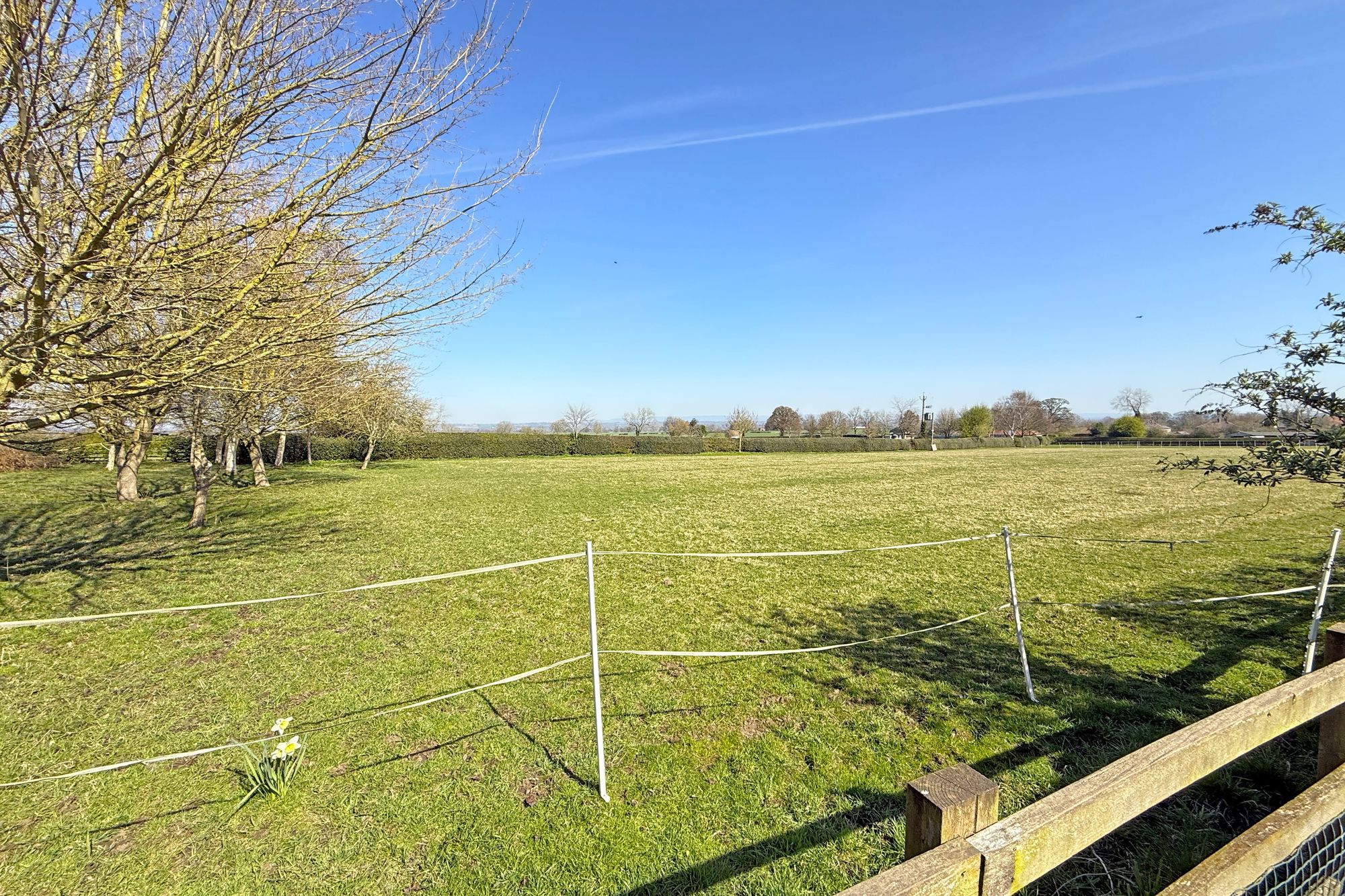 Sunnyside Gardens, Burton Leonard, HG3