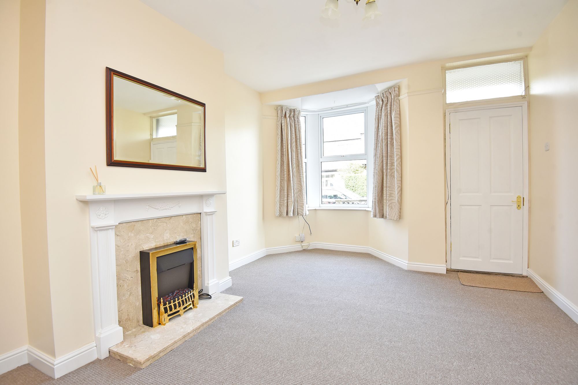 Mayfield Grove, Harrogate, HG1