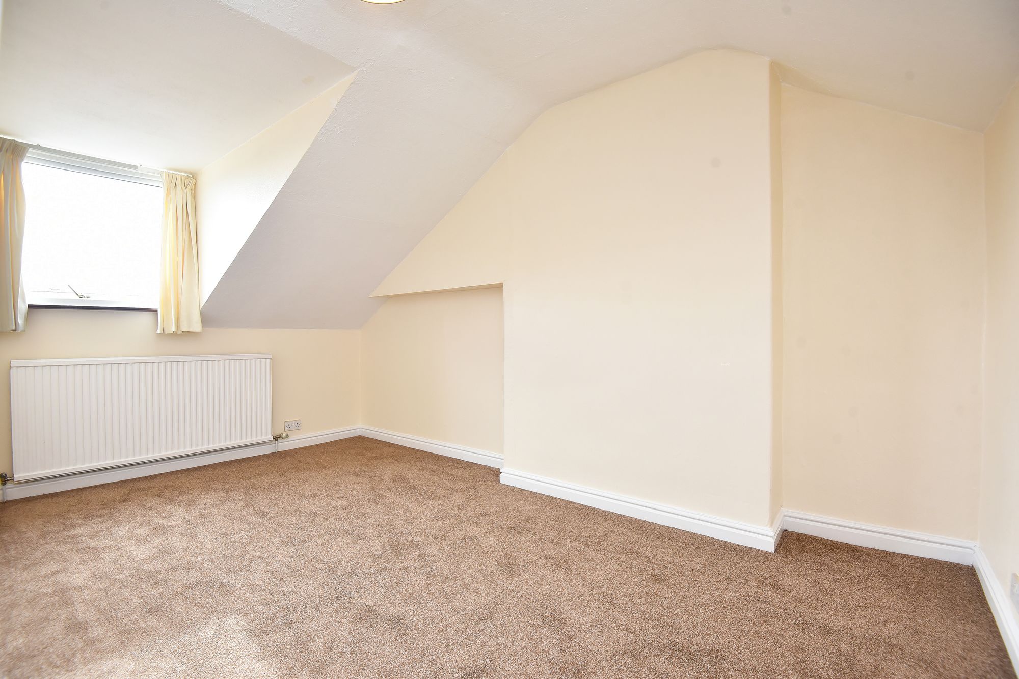Mayfield Grove, Harrogate, HG1
