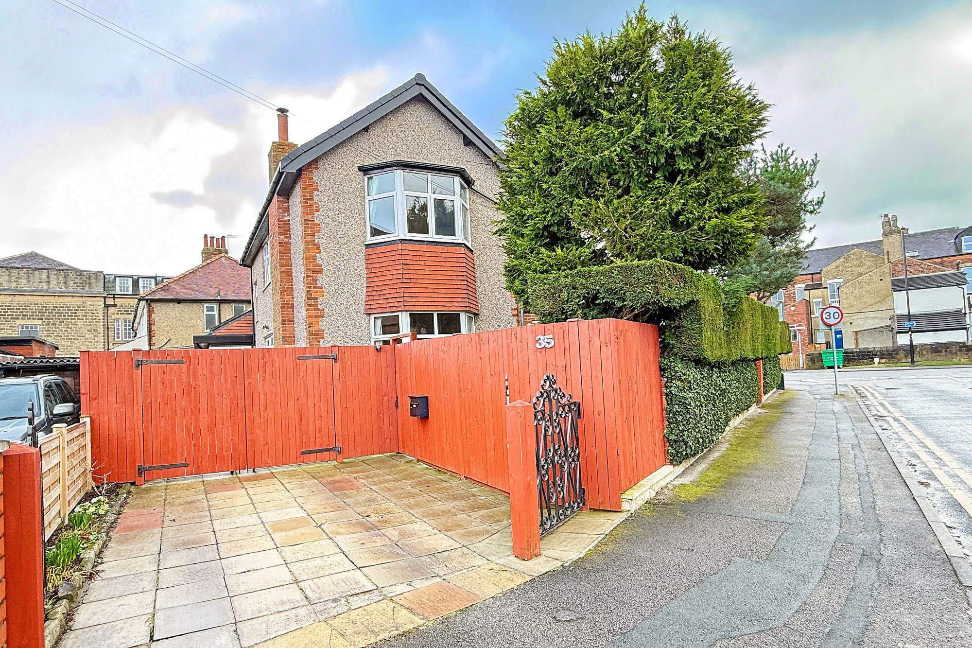 Chelmsford Road, Harrogate, HG1