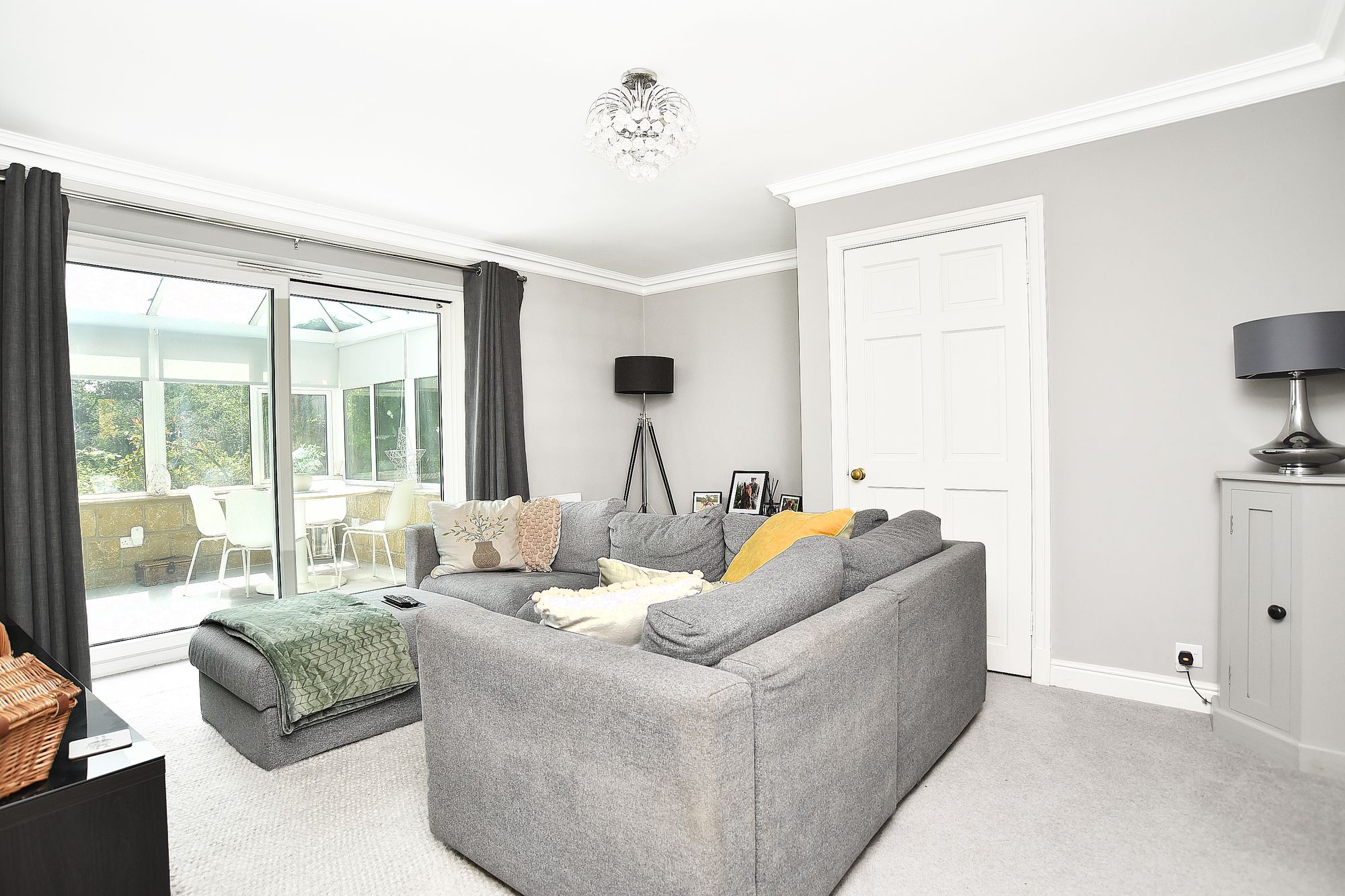 Farnham, Woodlands, HG5