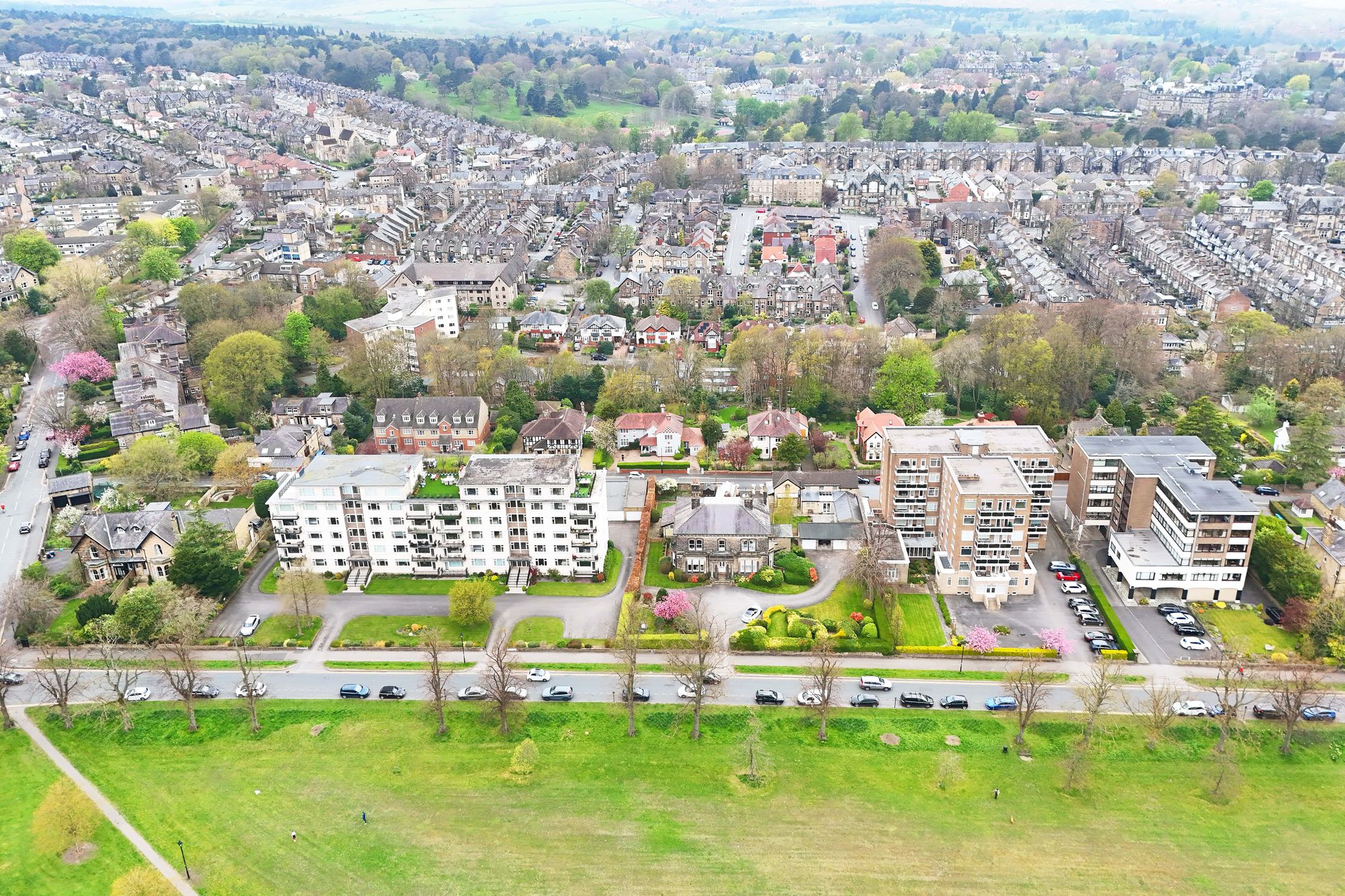 Victoria Road, Harrogate, HG2