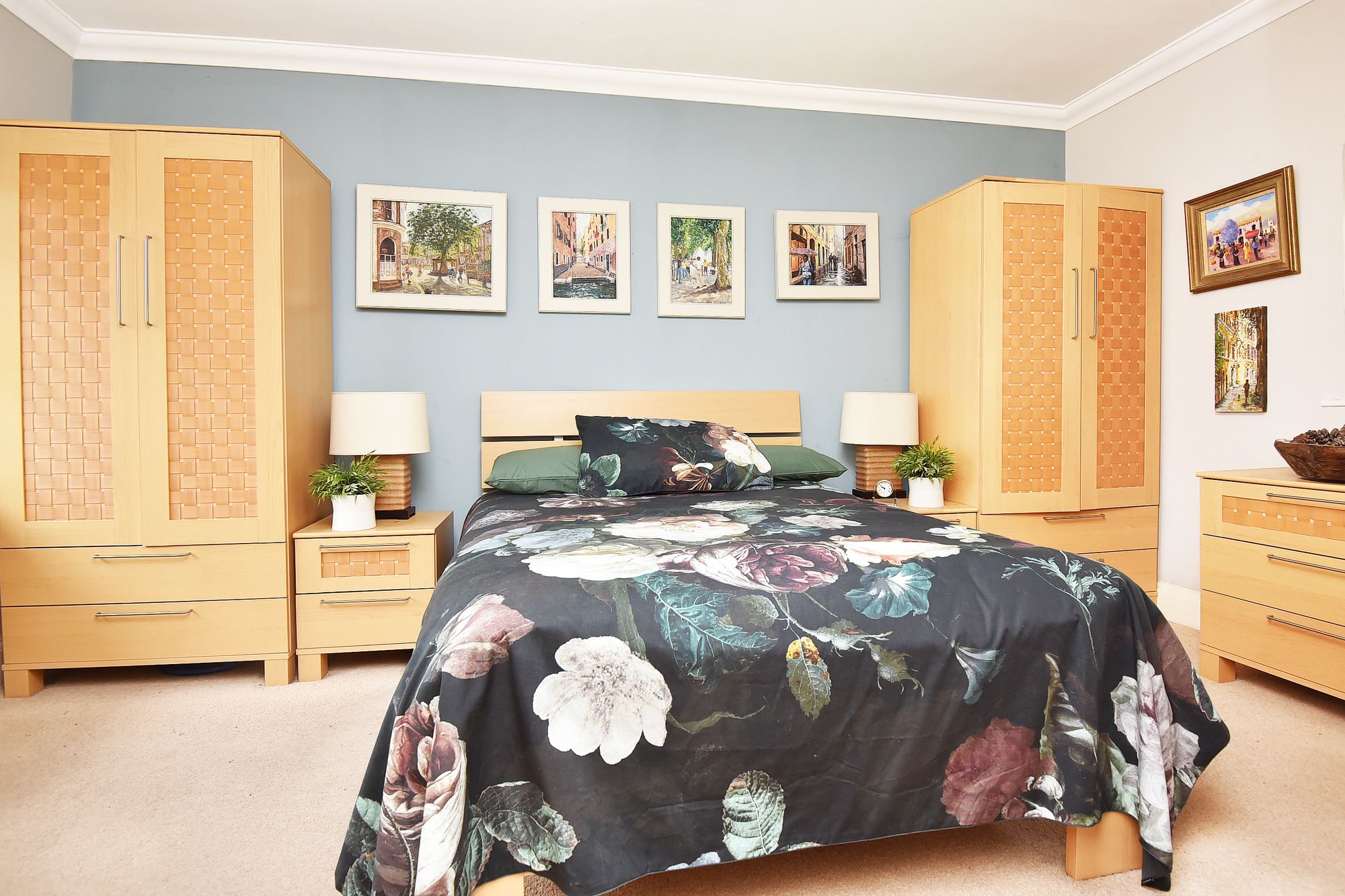 Victoria Road, Harrogate, HG2