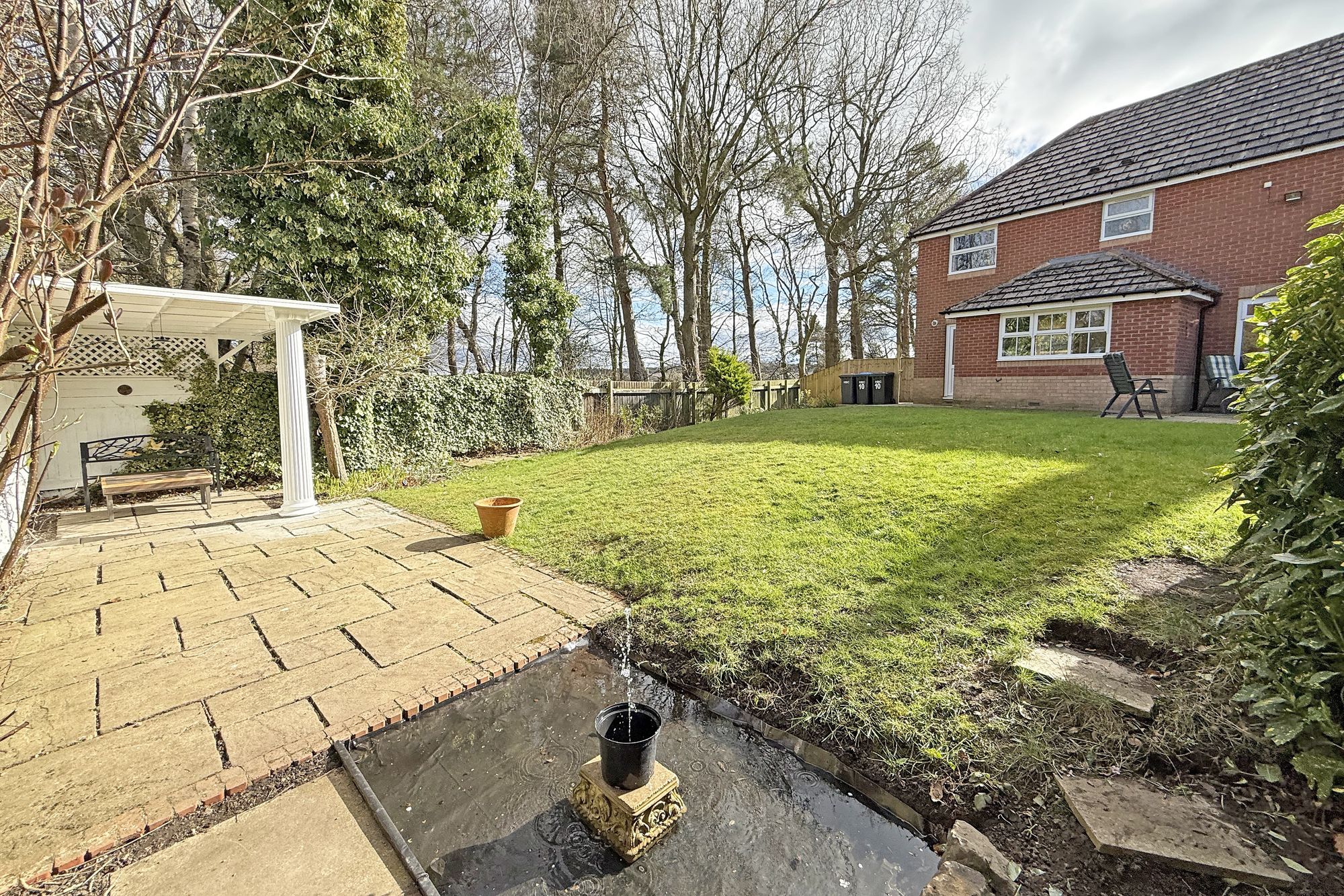 Long Crag View, Harrogate, HG3
