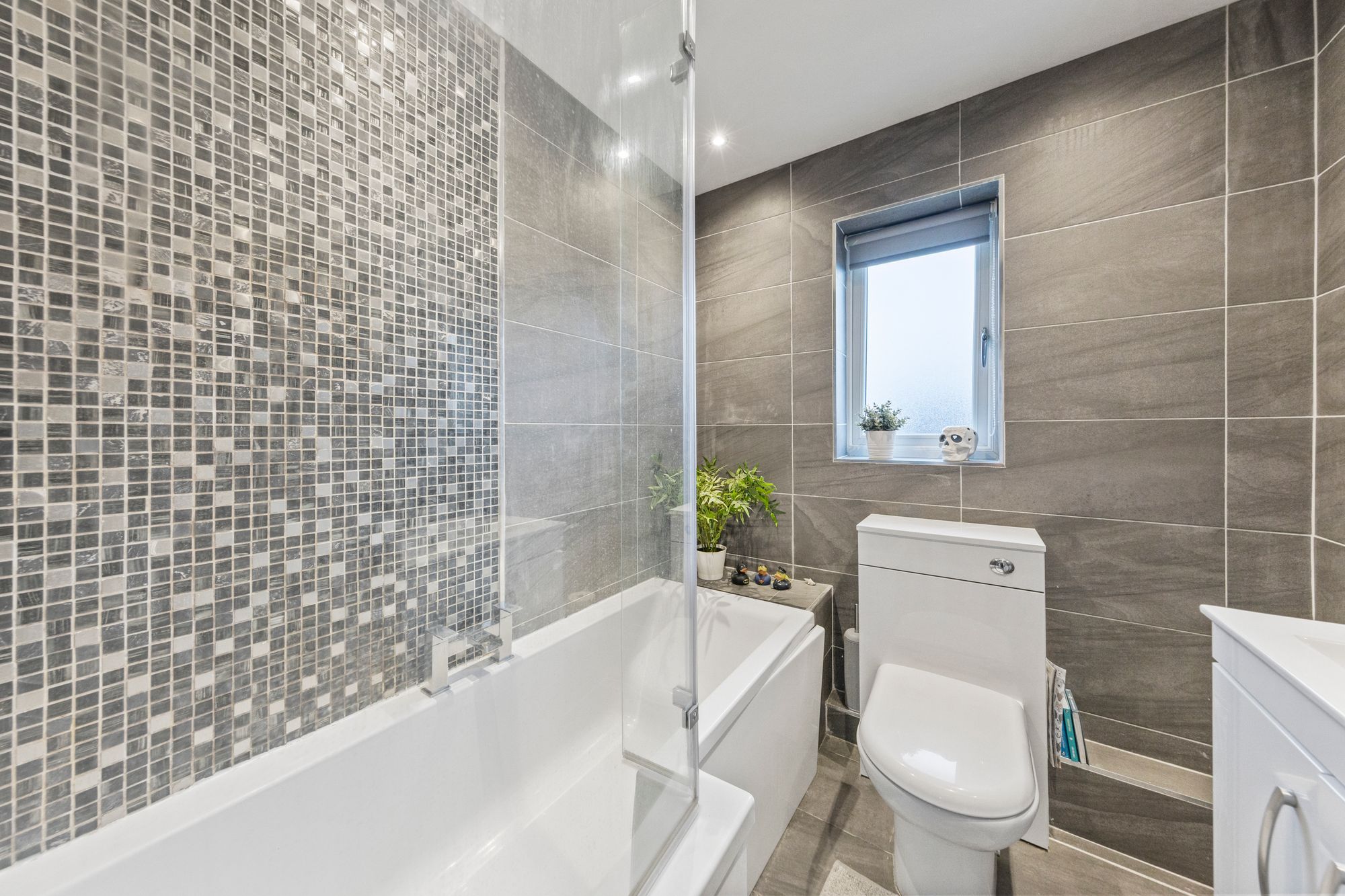 Helmsley Close, Bewsey, WA5