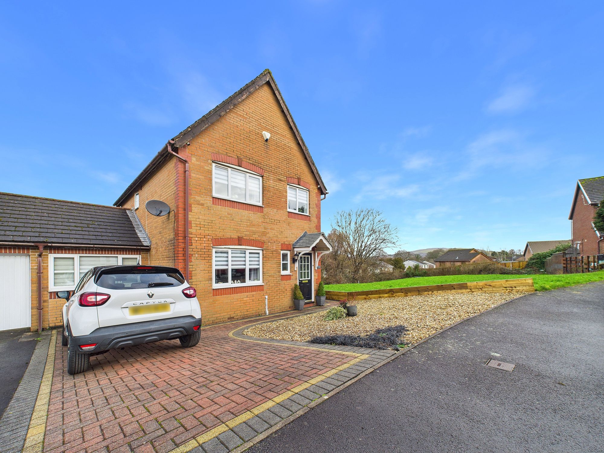 Hunters Ridge, Tonna, SA11