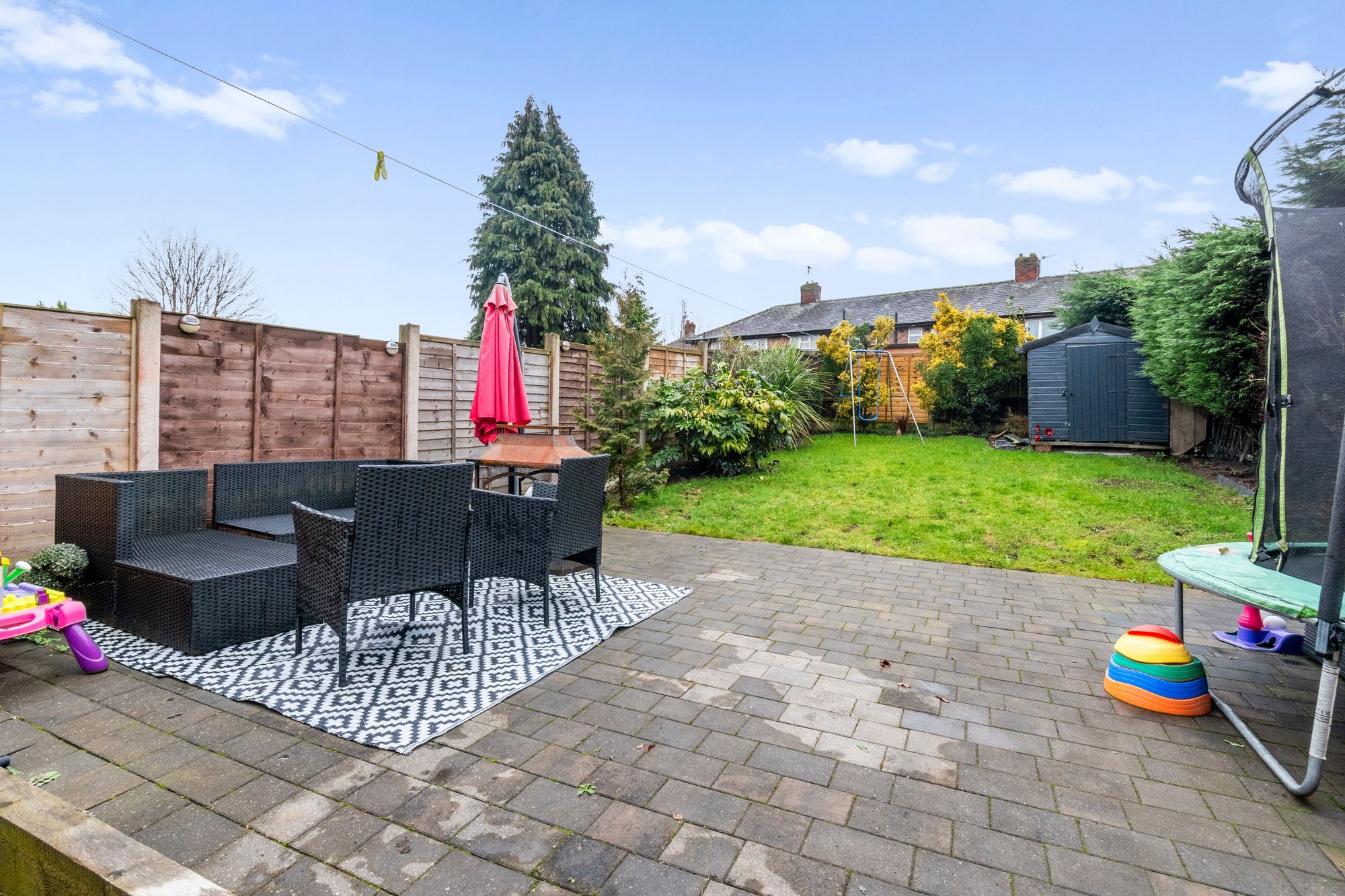 Poplars Avenue, Warrington