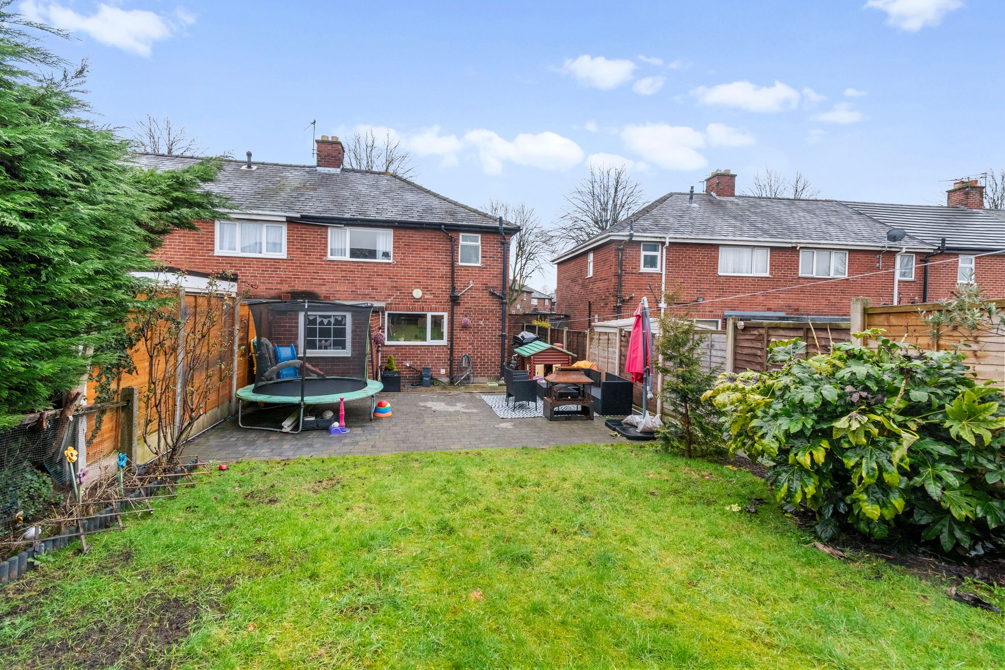 Poplars Avenue, Warrington