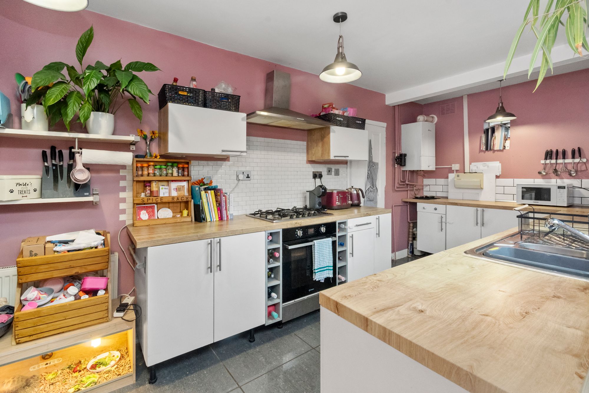 Poplars Avenue, Warrington