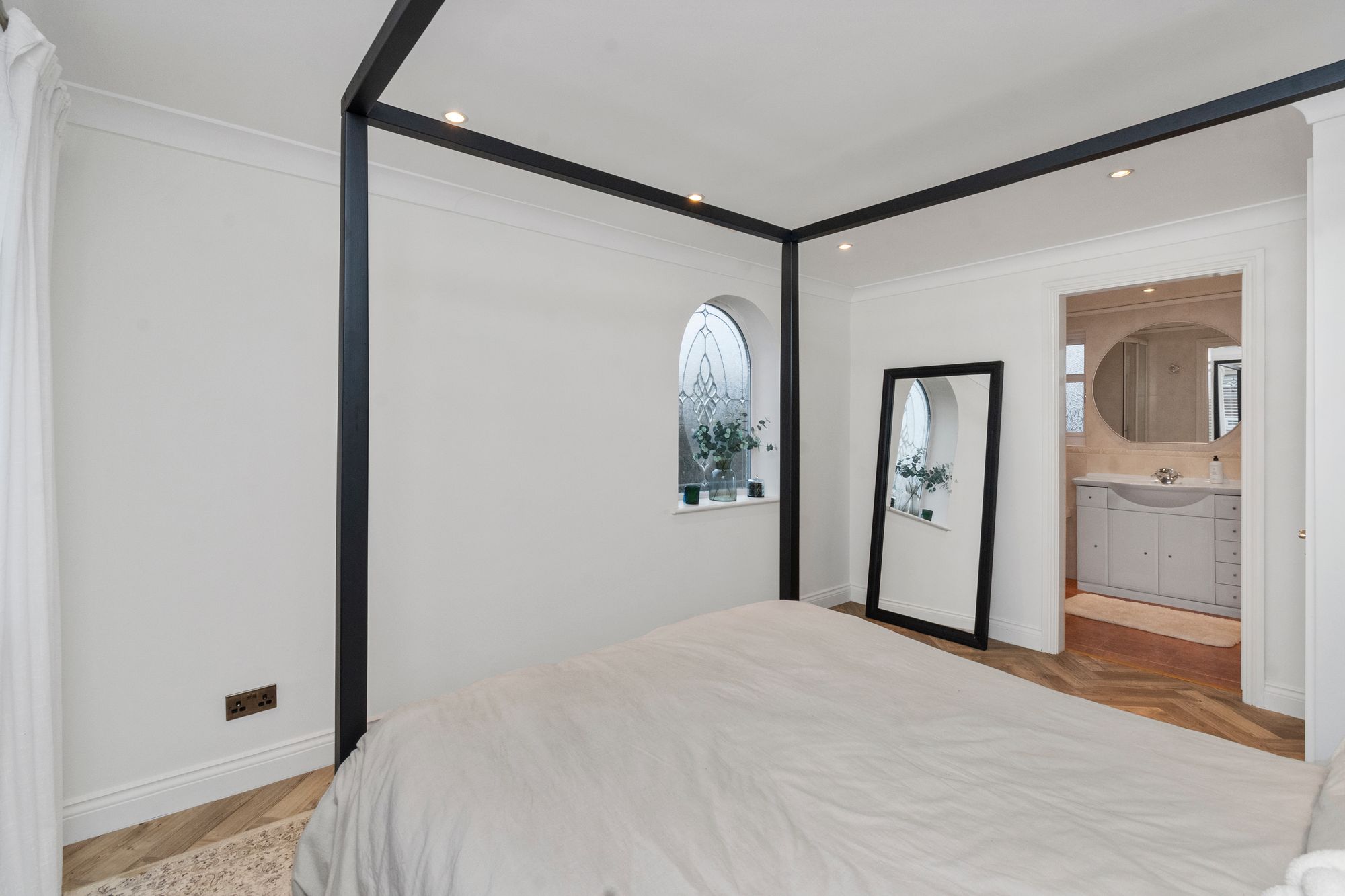 Paisley Avenue, St. Helens