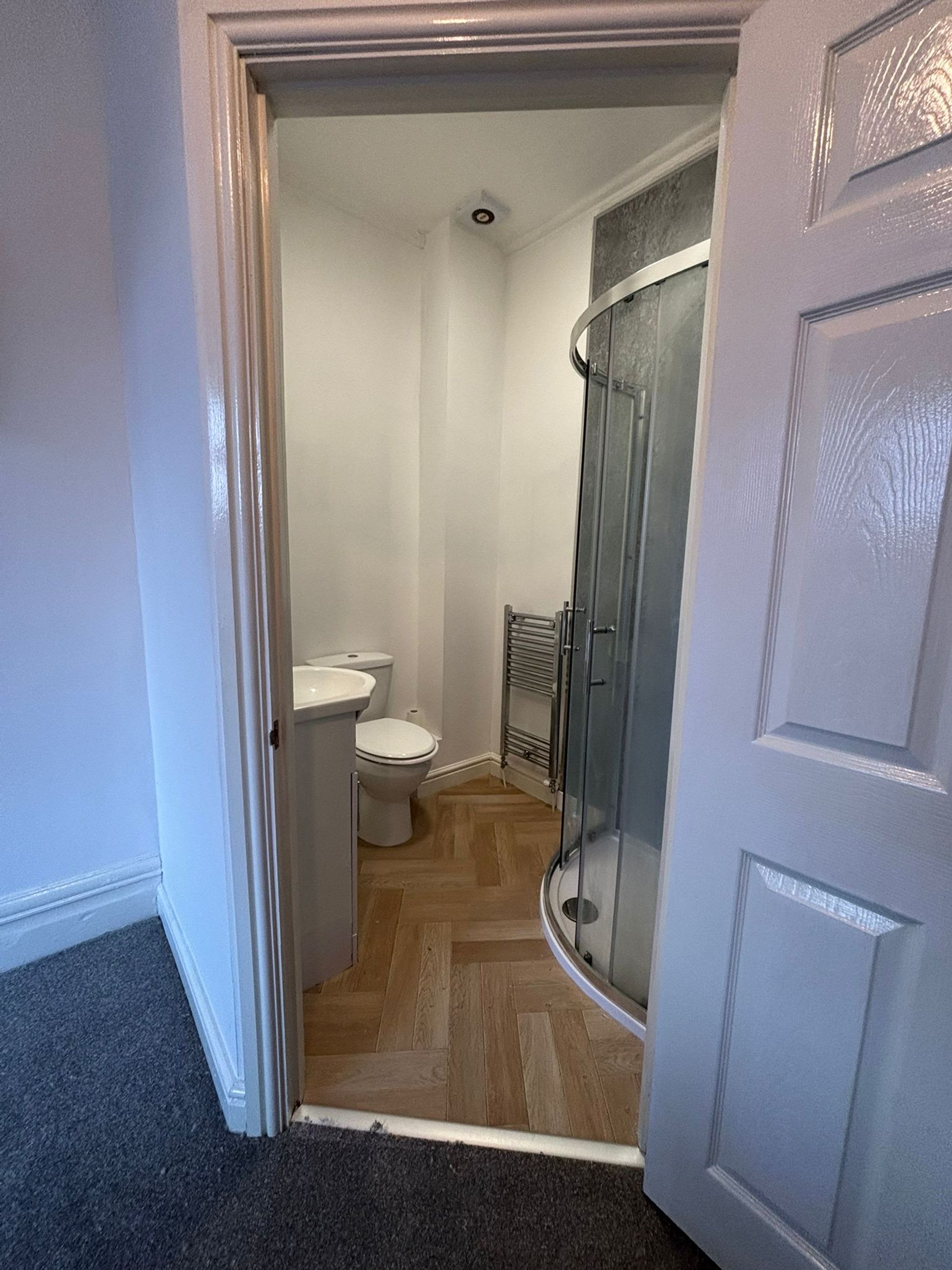 Room 2, 30 Clifton Road, Darlington