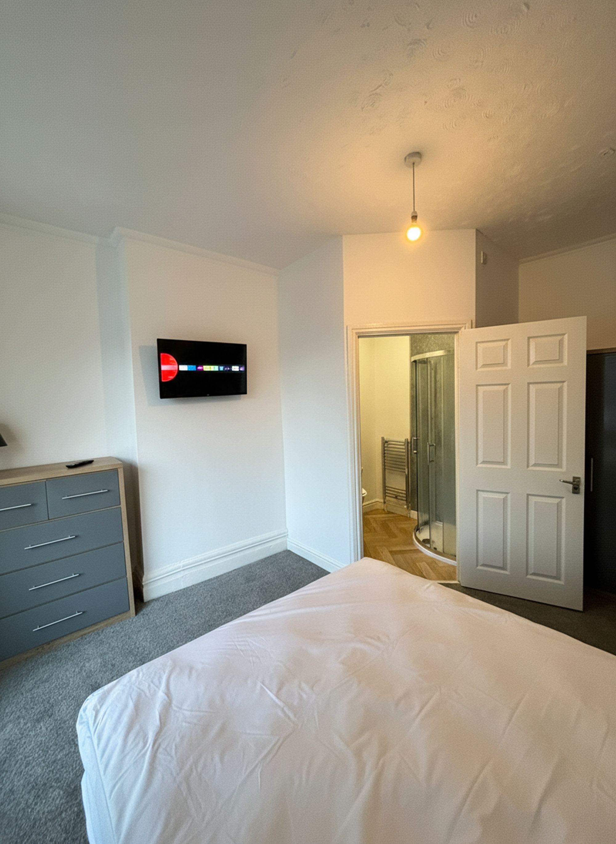 Room 2, 30 Clifton Road, Darlington