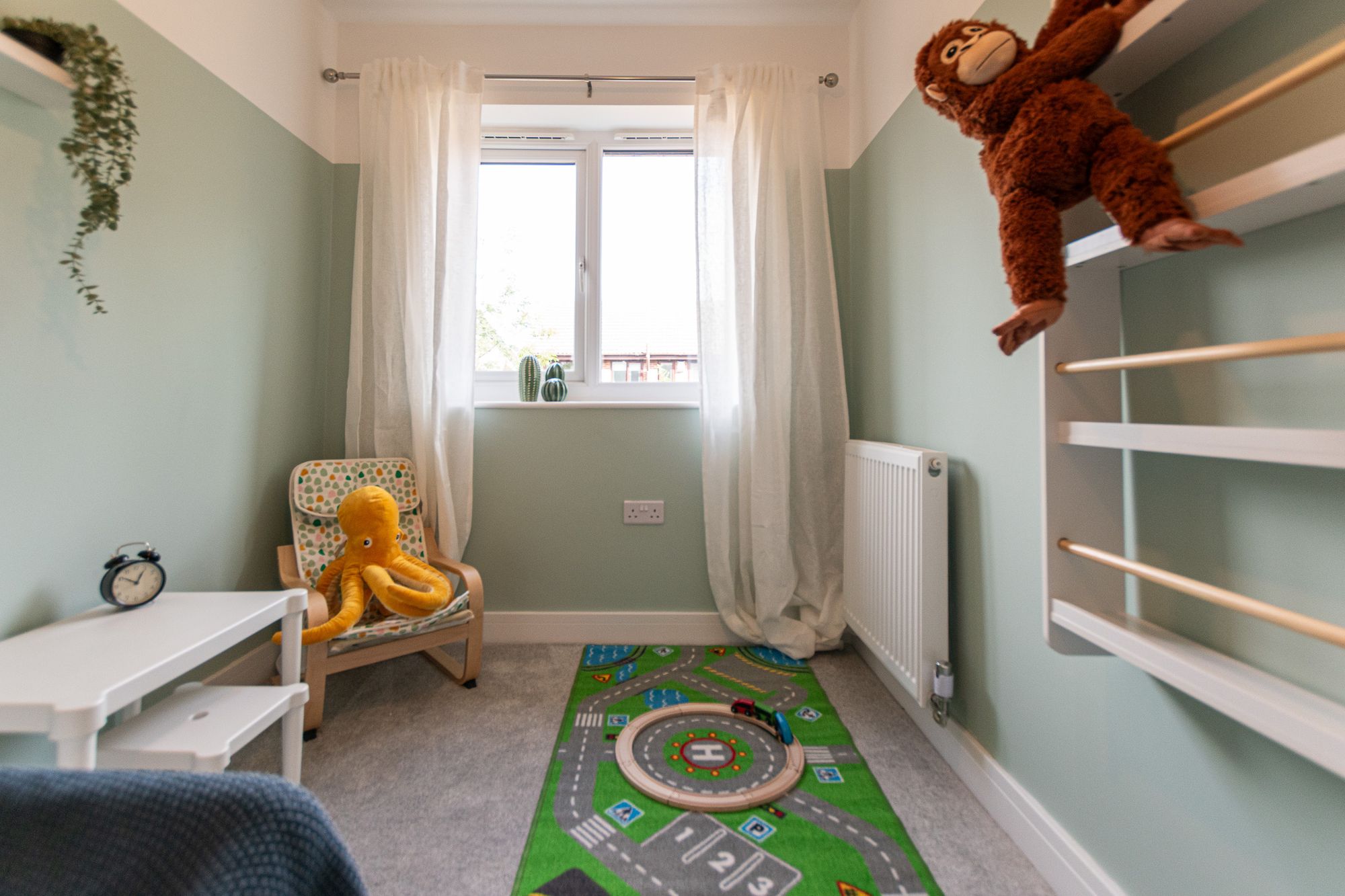 Siren Close, Warrington